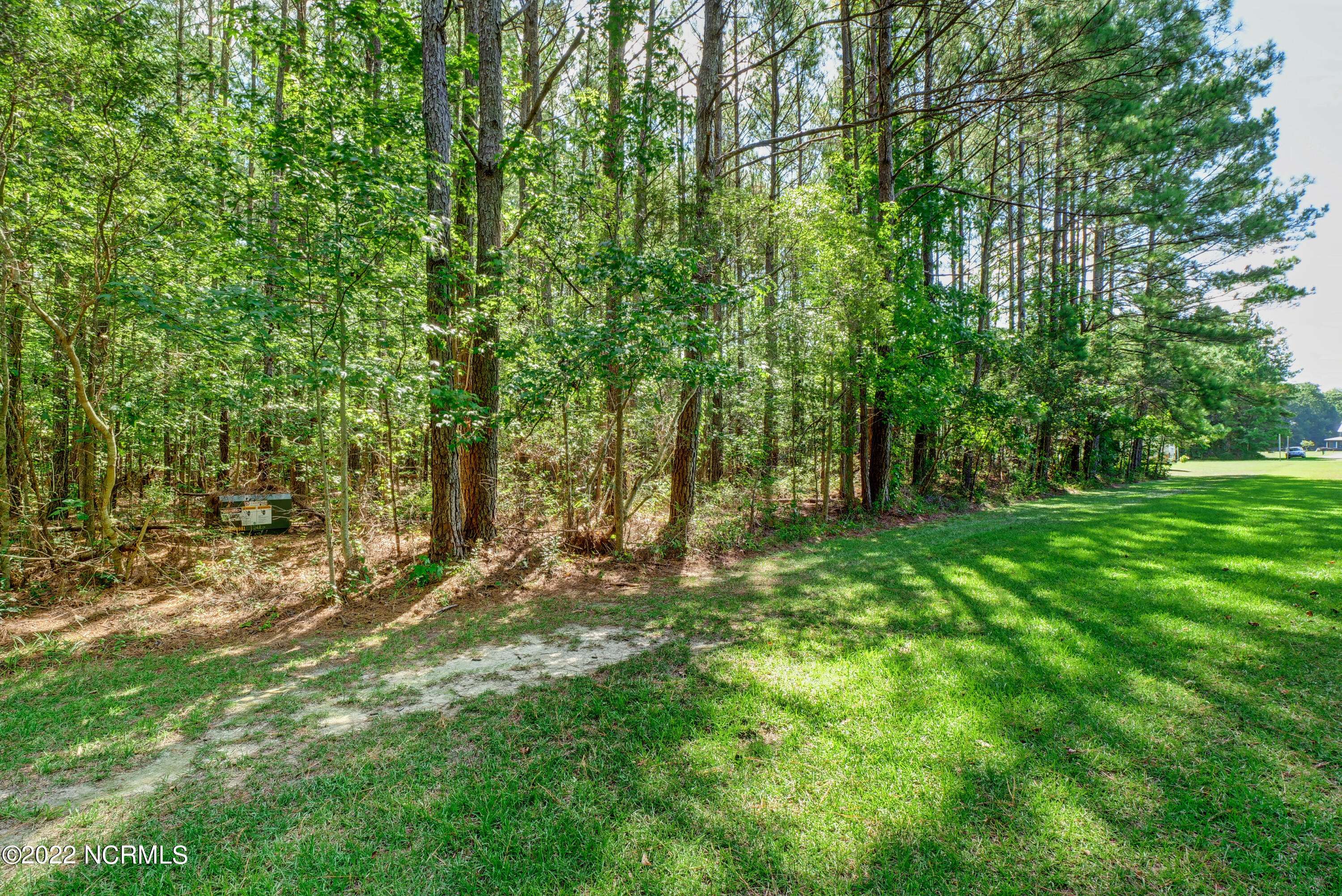 Burgaw, NC 28425,13 N Warren Crossing