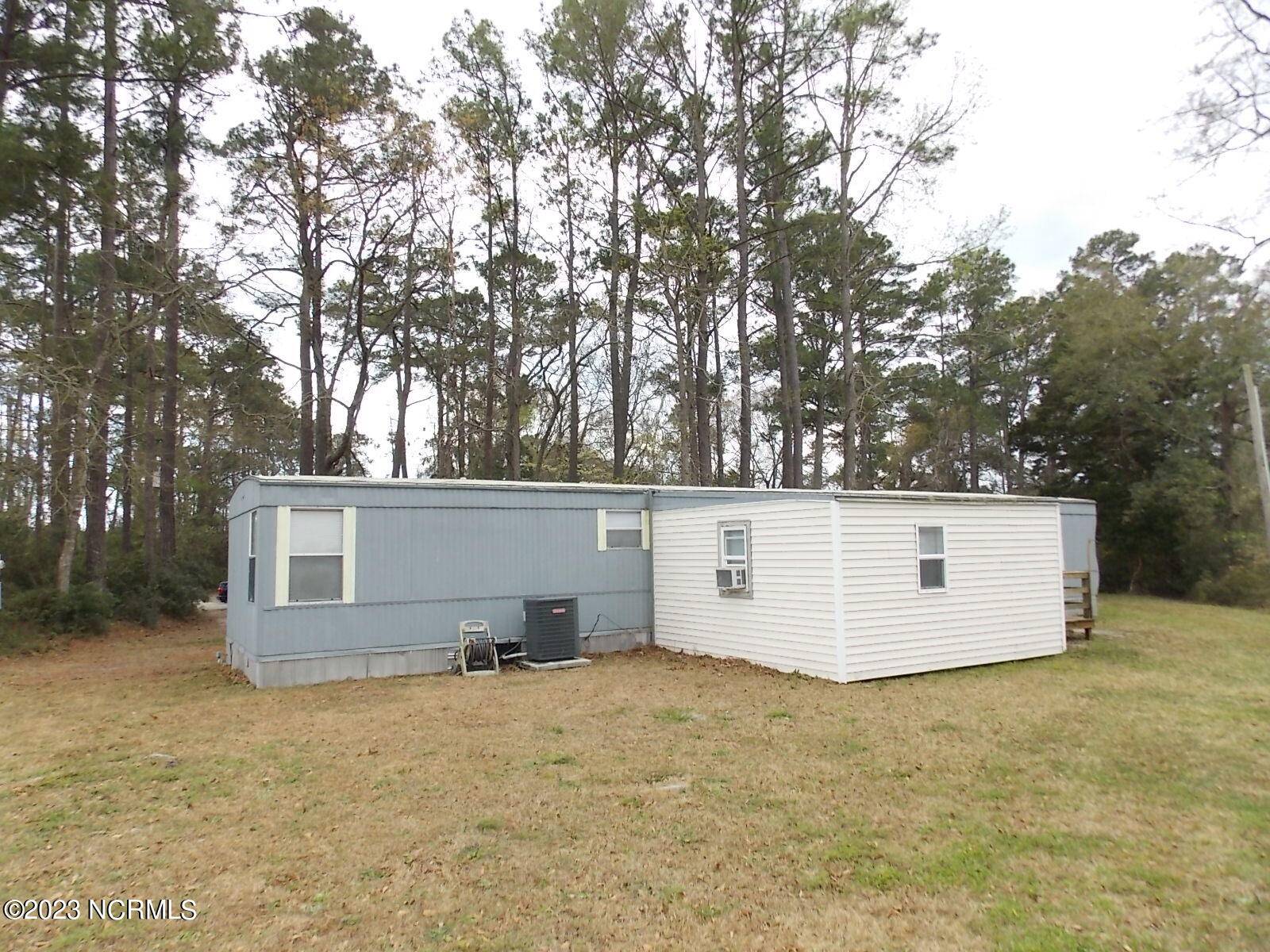 Peletier, NC 28584,223 Pettiford RD