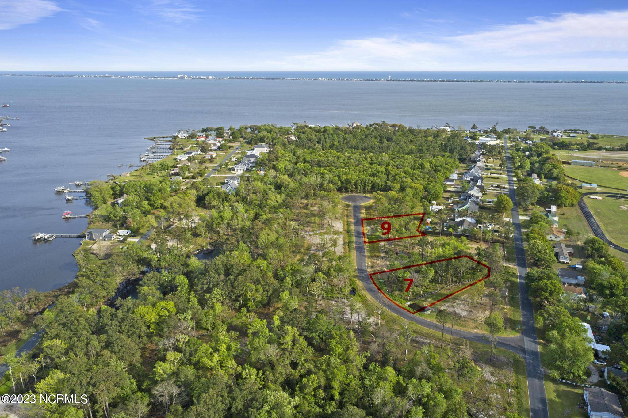 Newport, NC 28570,114 Creek Bluff RD