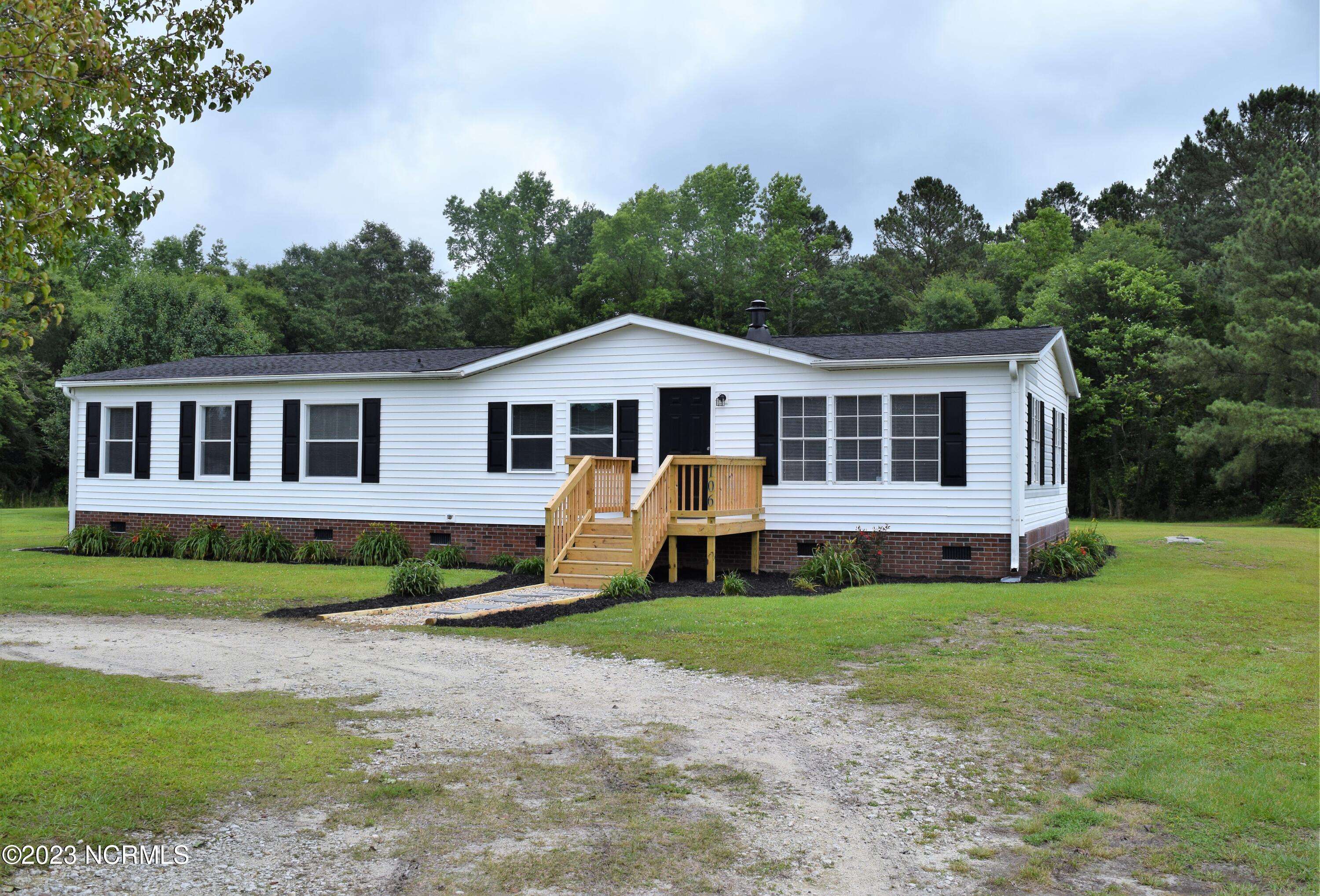 Beulaville, NC 28518,106 Country Farm LN