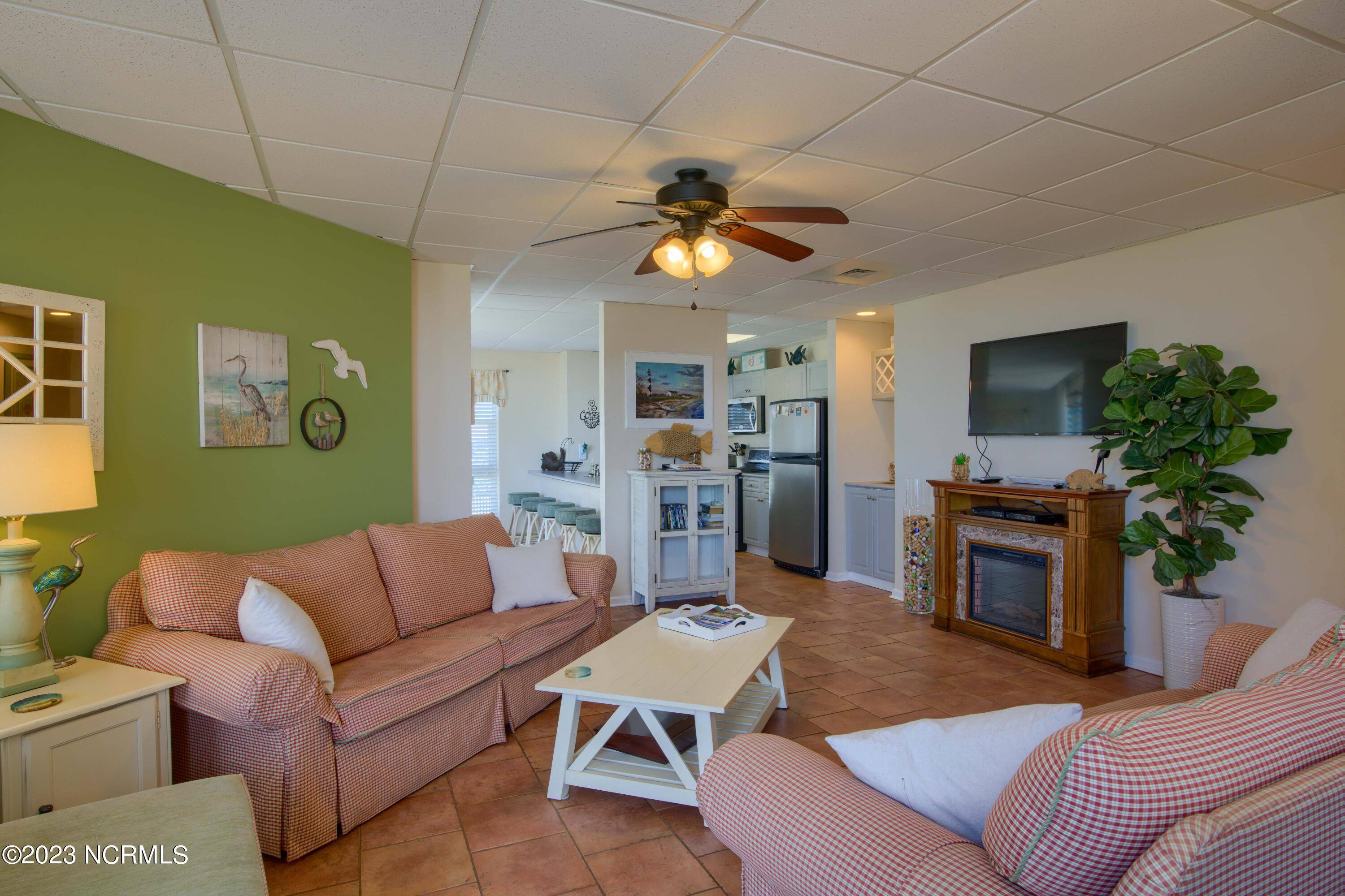 North Topsail Beach, NC 28460,2000 New River Inlet RD #3001