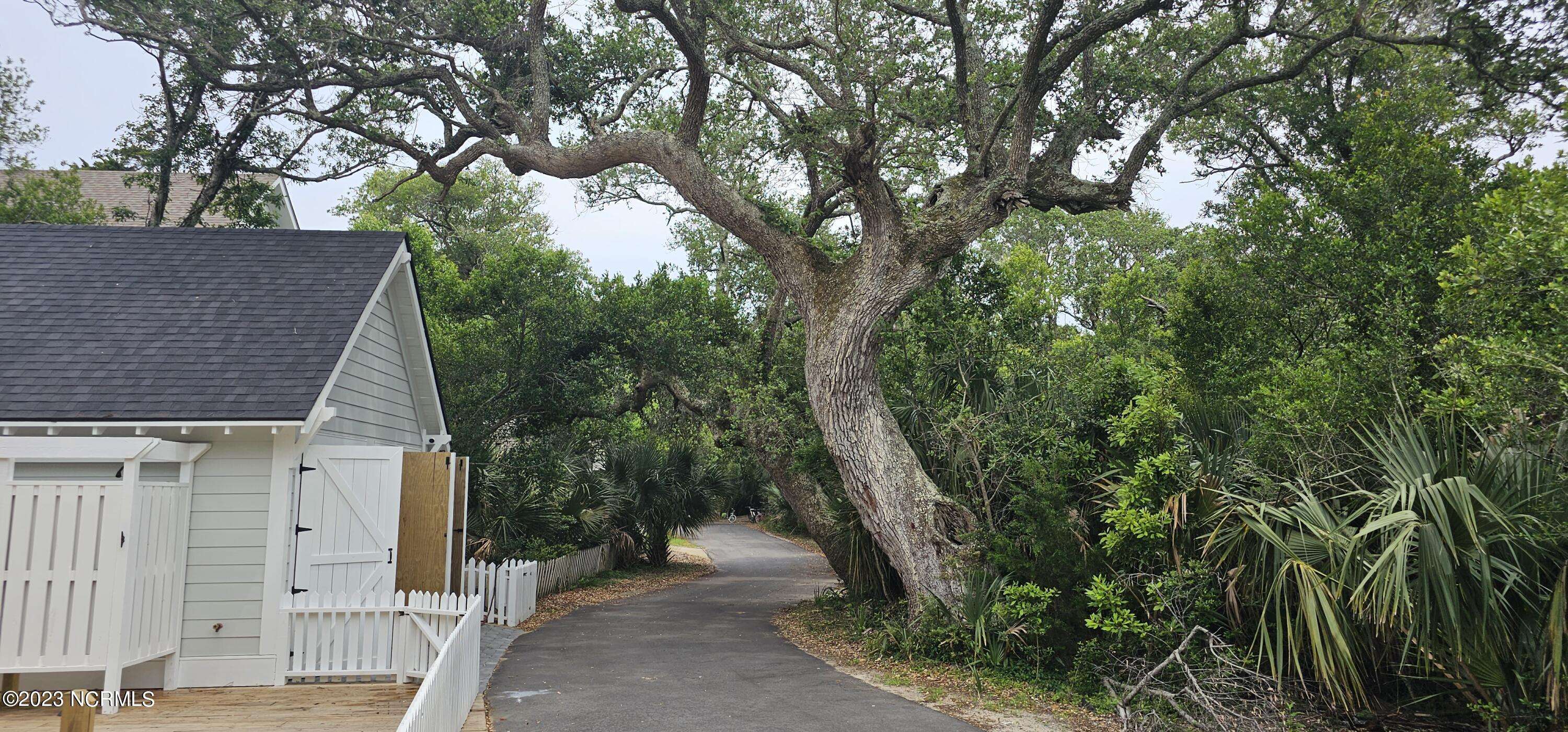 Bald Head Island, NC 28461,619 Wash Woods Way