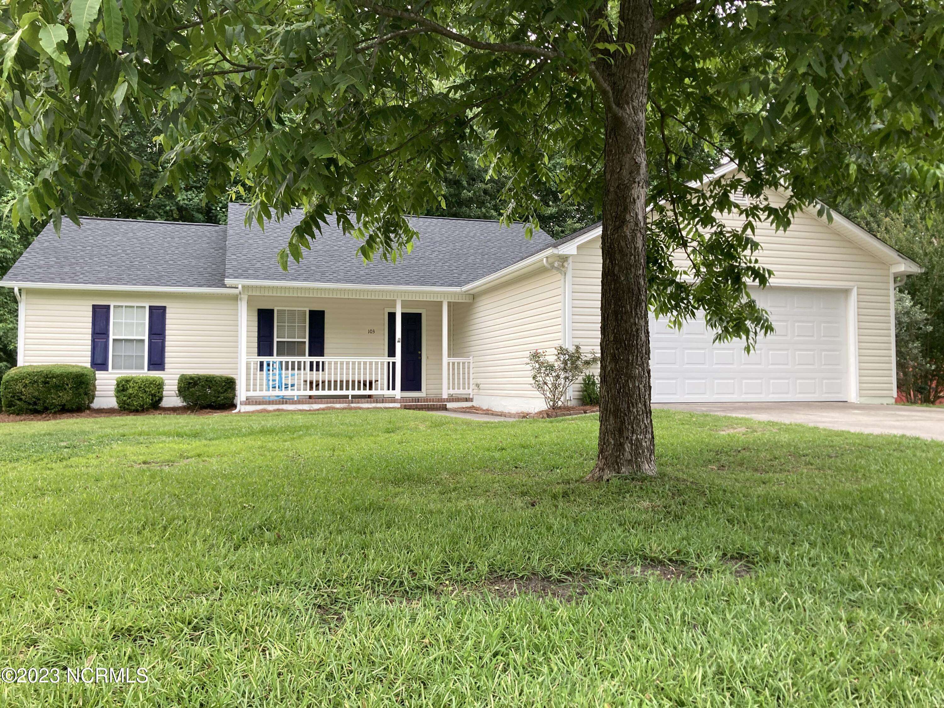 Jacksonville, NC 28540,103 Fall DR