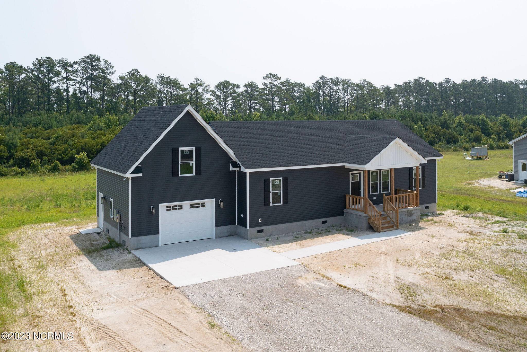 Barco, NC 27917,129 Otter Loop