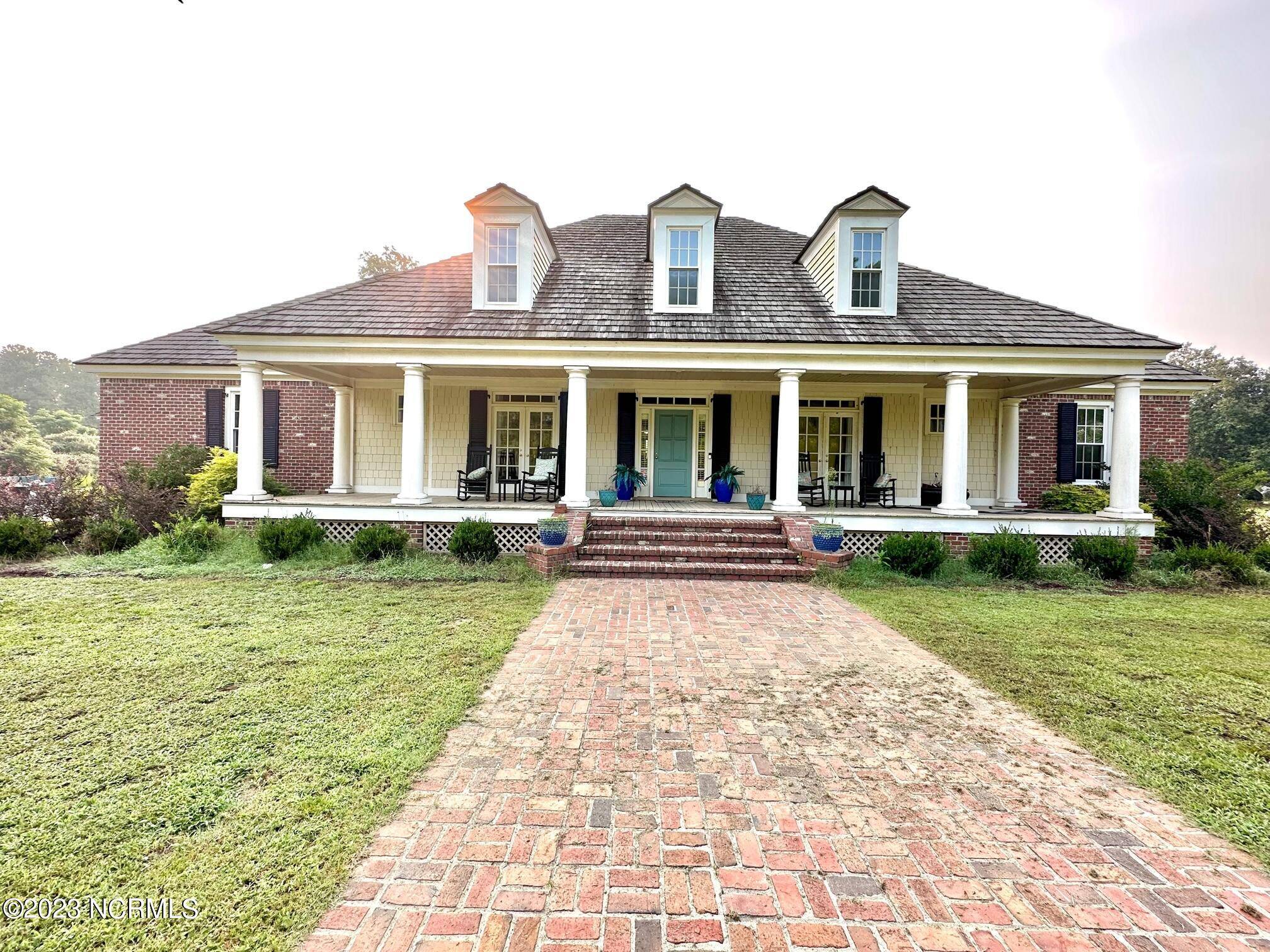 Whiteville, NC 28472,141 Ernest LN