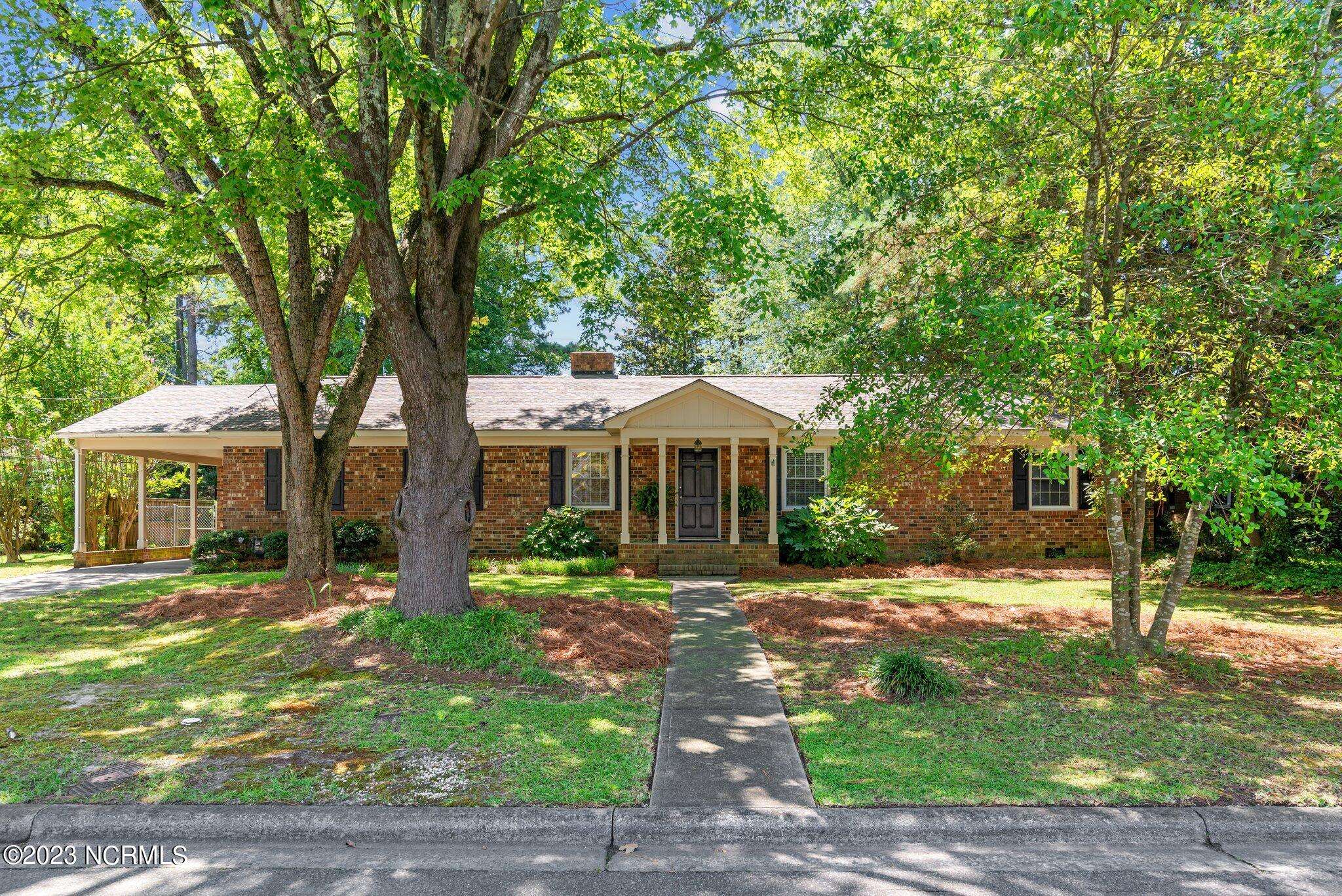 Greenville, NC 27858,1206 Oakview Drive