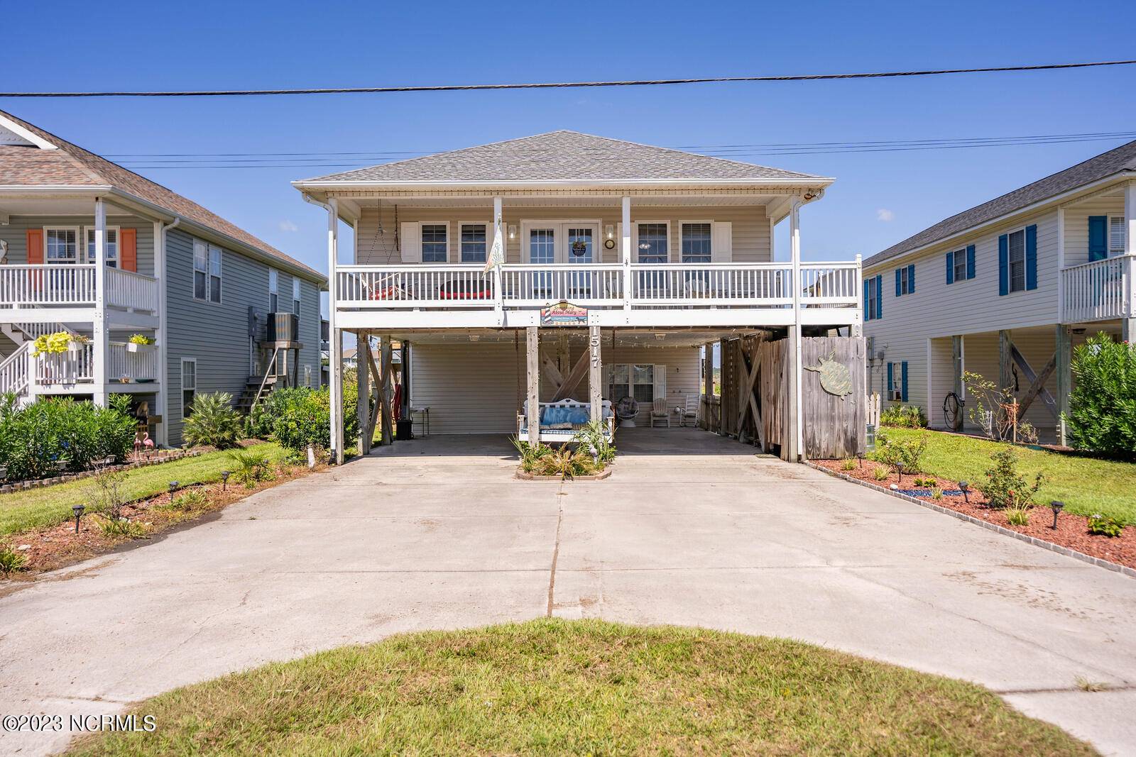 Surf City, NC 28445,1517 N New River Drive