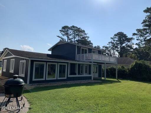 Washington, NC 27889,604 Mimosa Shores RD