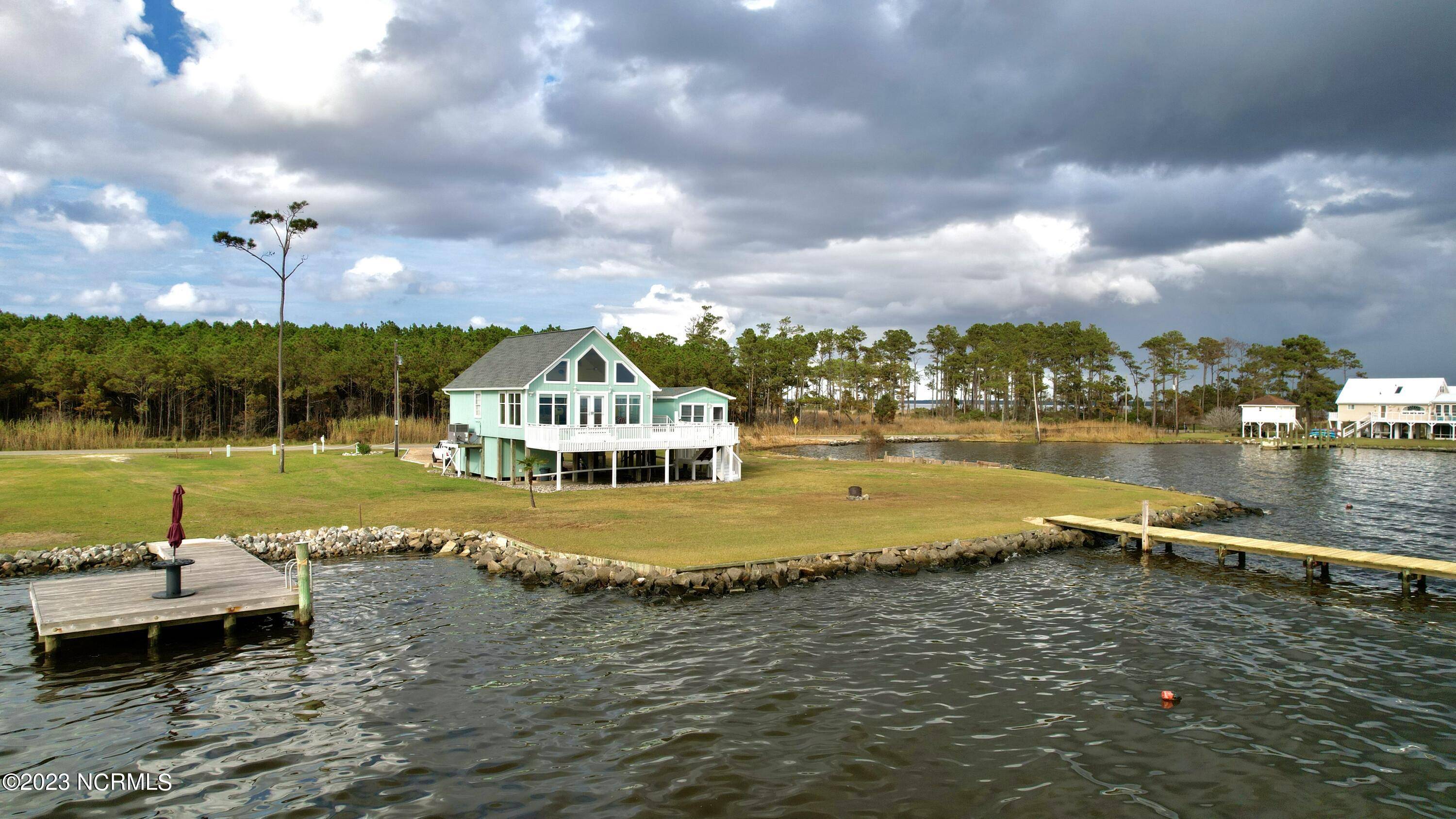 Belhaven, NC 27810,1722 Old Pamlico Beach Road E