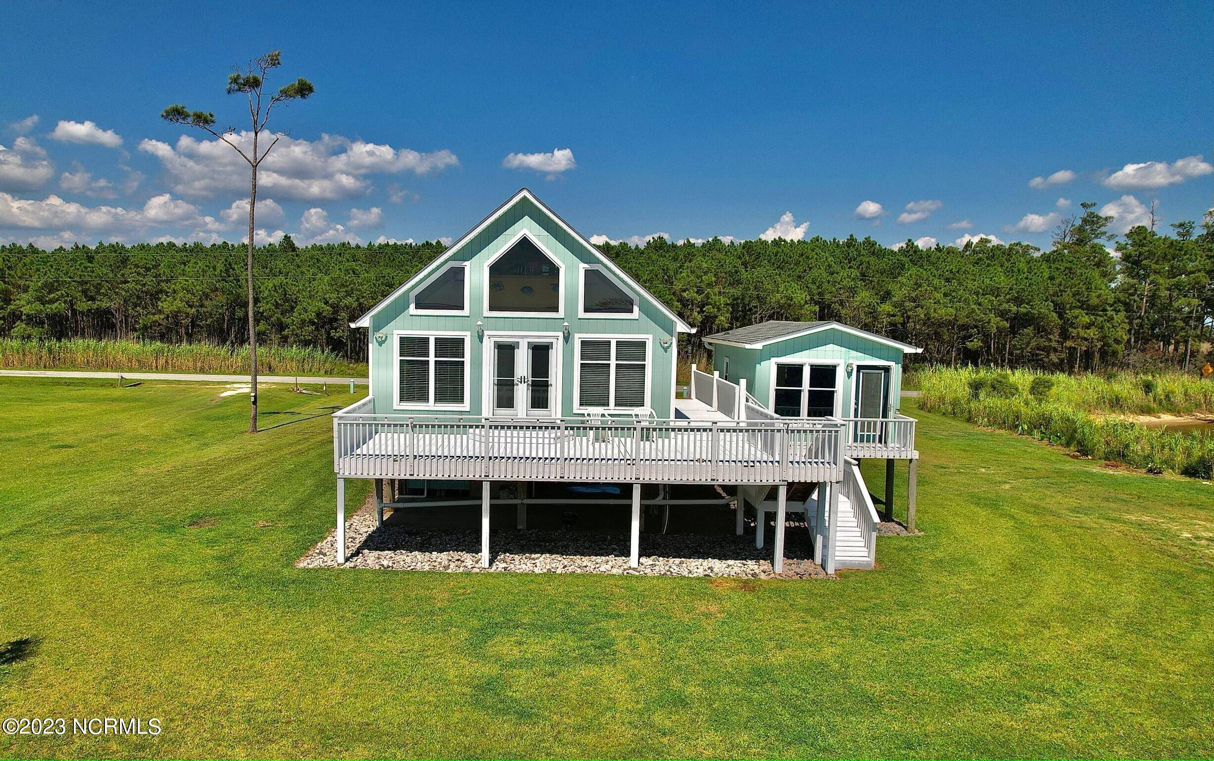 Belhaven, NC 27810,1722 Old Pamlico Beach Road E