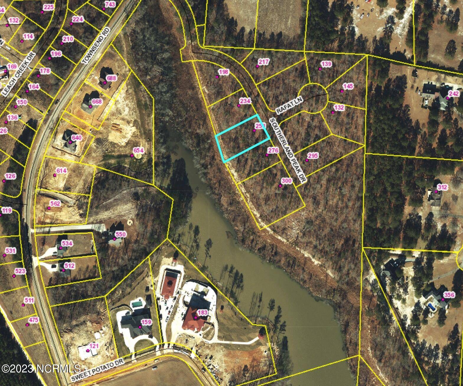 Raeford, NC 28376,258 Southerland Peak DR