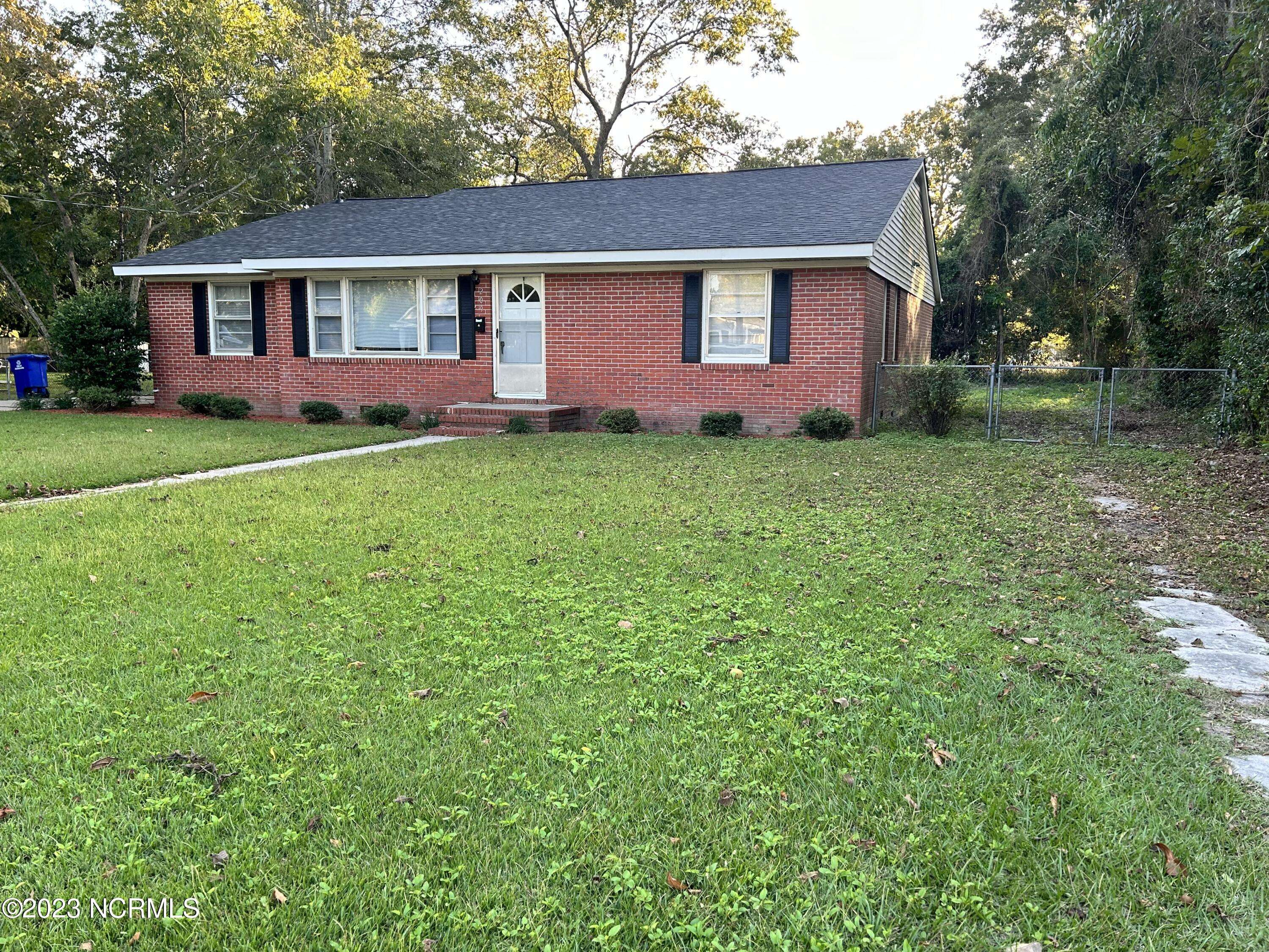 Jacksonville, NC 28540,209 Richlands AVE