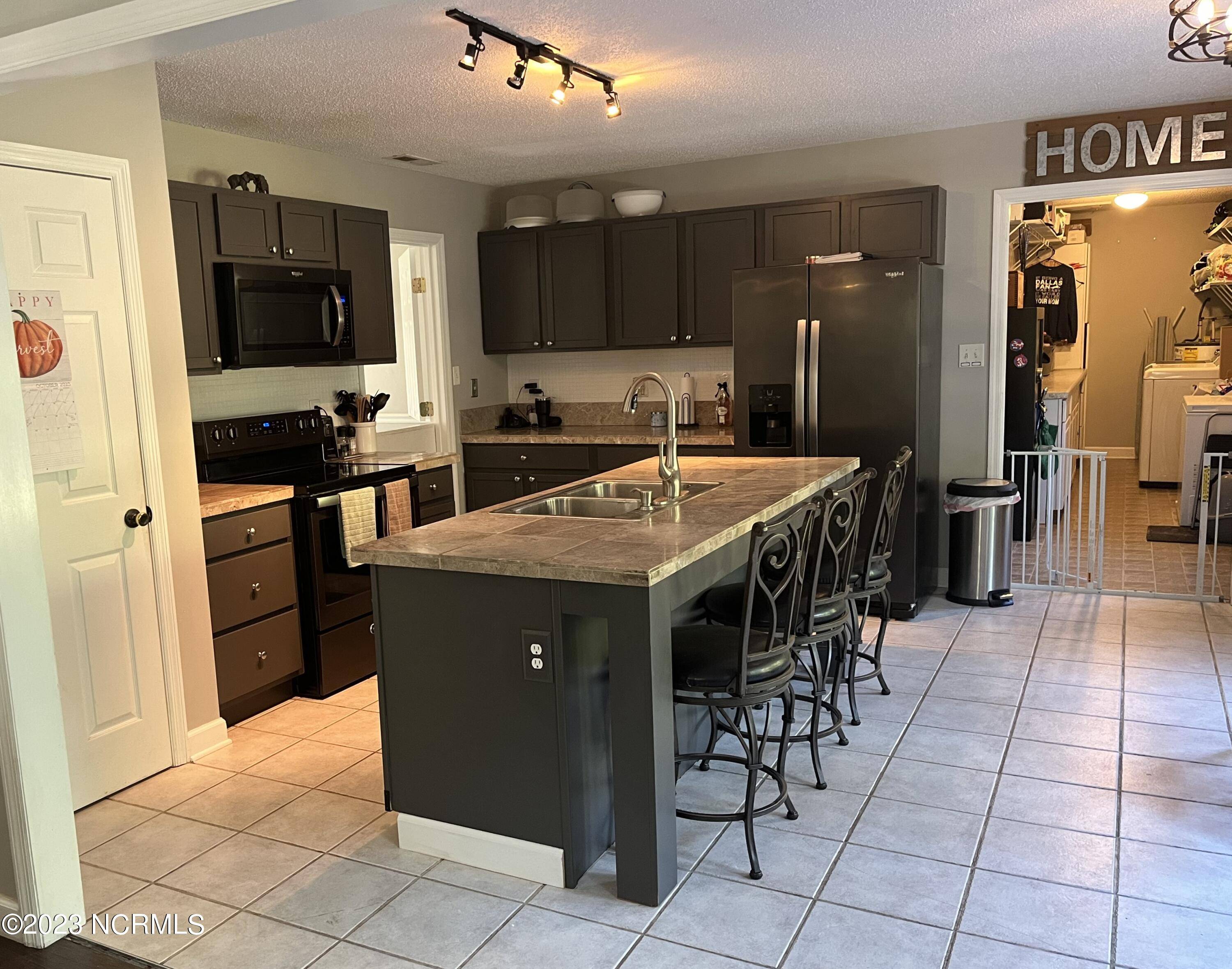 Richlands, NC 28574,217 English Walnut DR