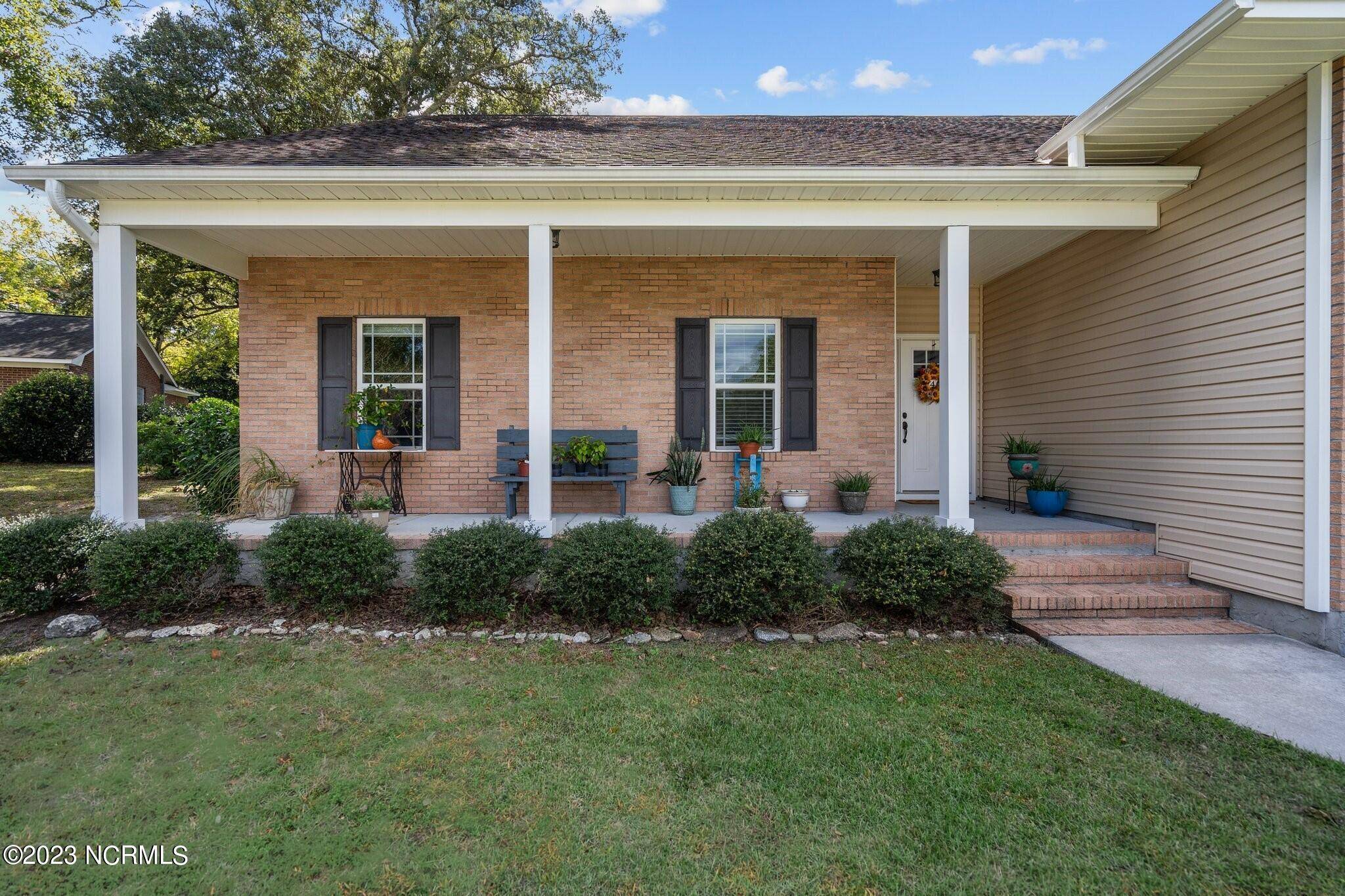 Wilmington, NC 28409,240 Marsh Hen DR