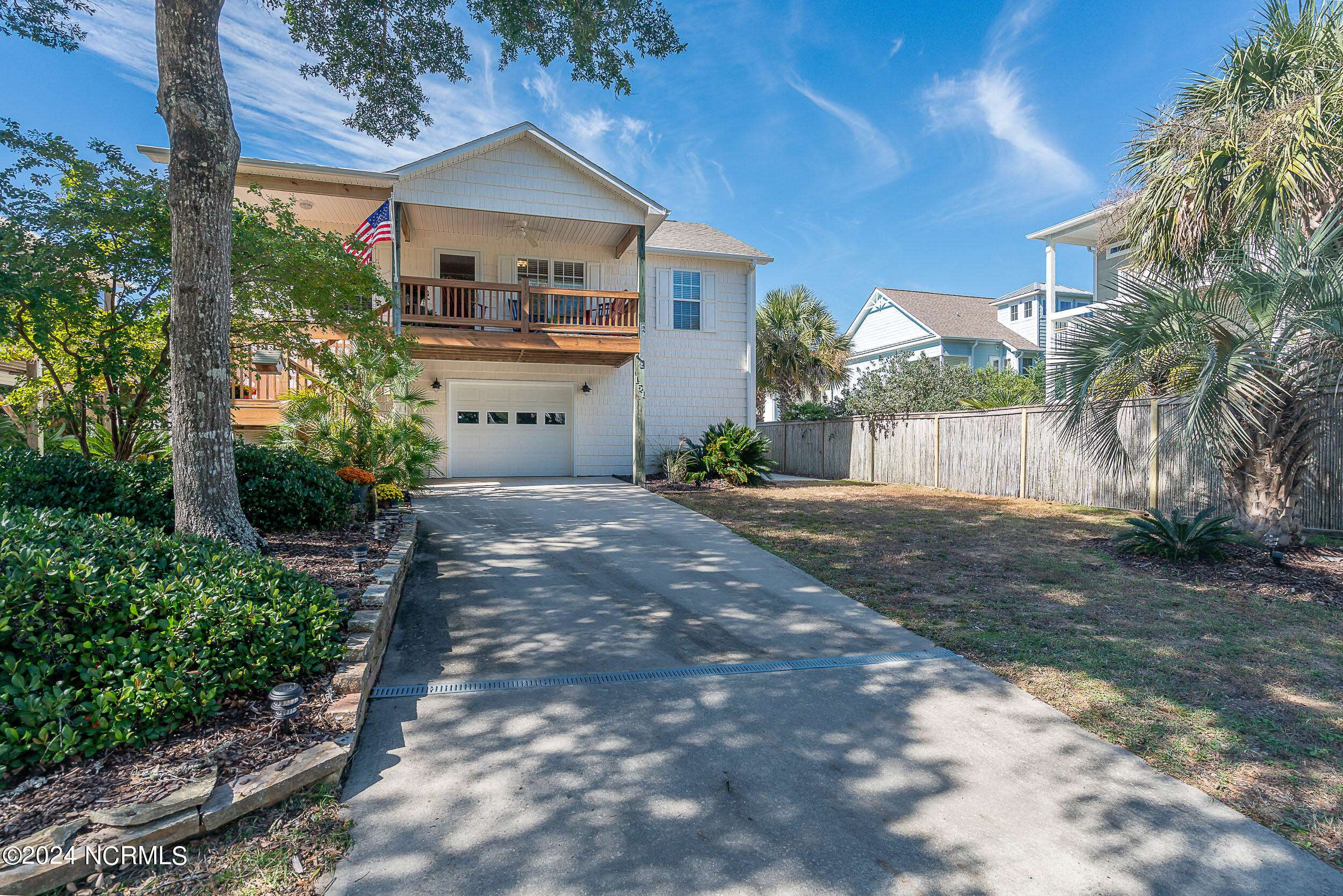 Oak Island, NC 28465,151 NE 30th ST