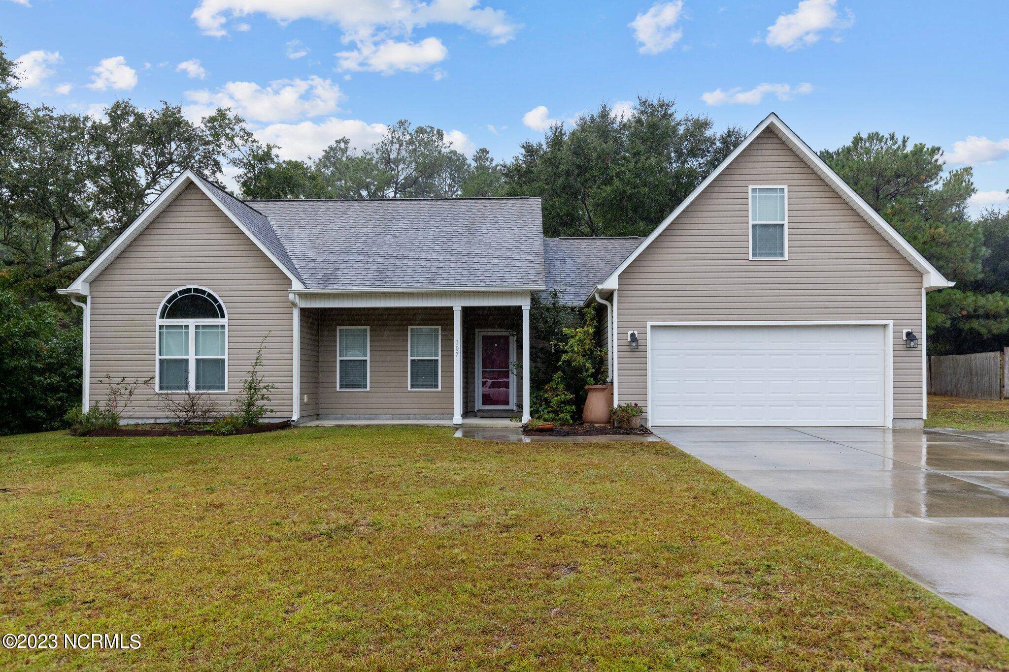 Bogue, NC 28570,107 Wild Oak DR