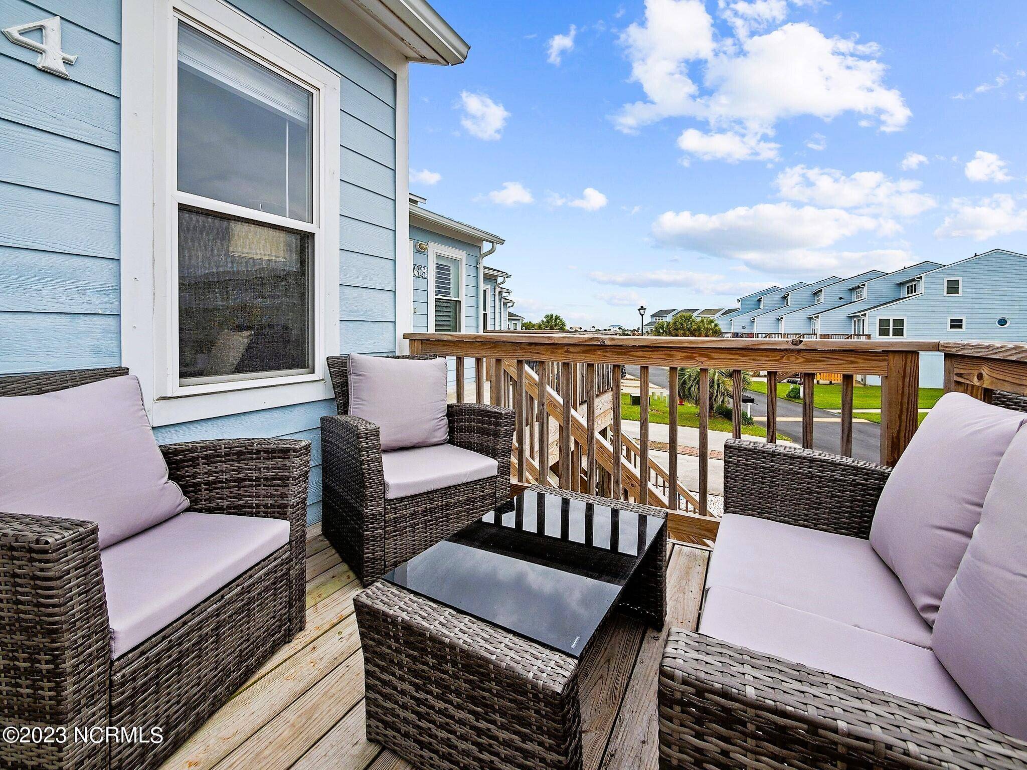 North Topsail Beach, NC 28460,64 Bermuda Landing Place