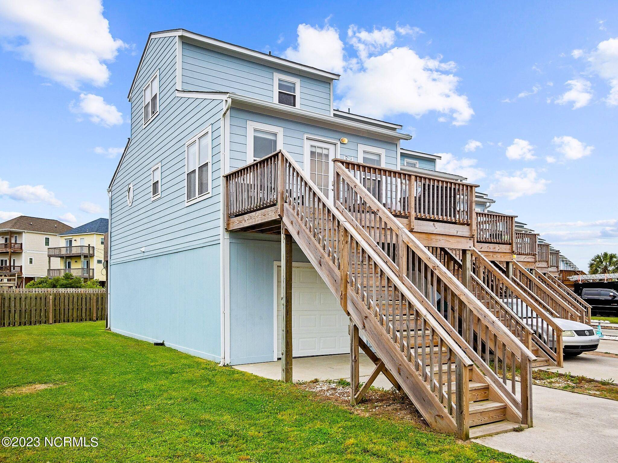 North Topsail Beach, NC 28460,64 Bermuda Landing Place