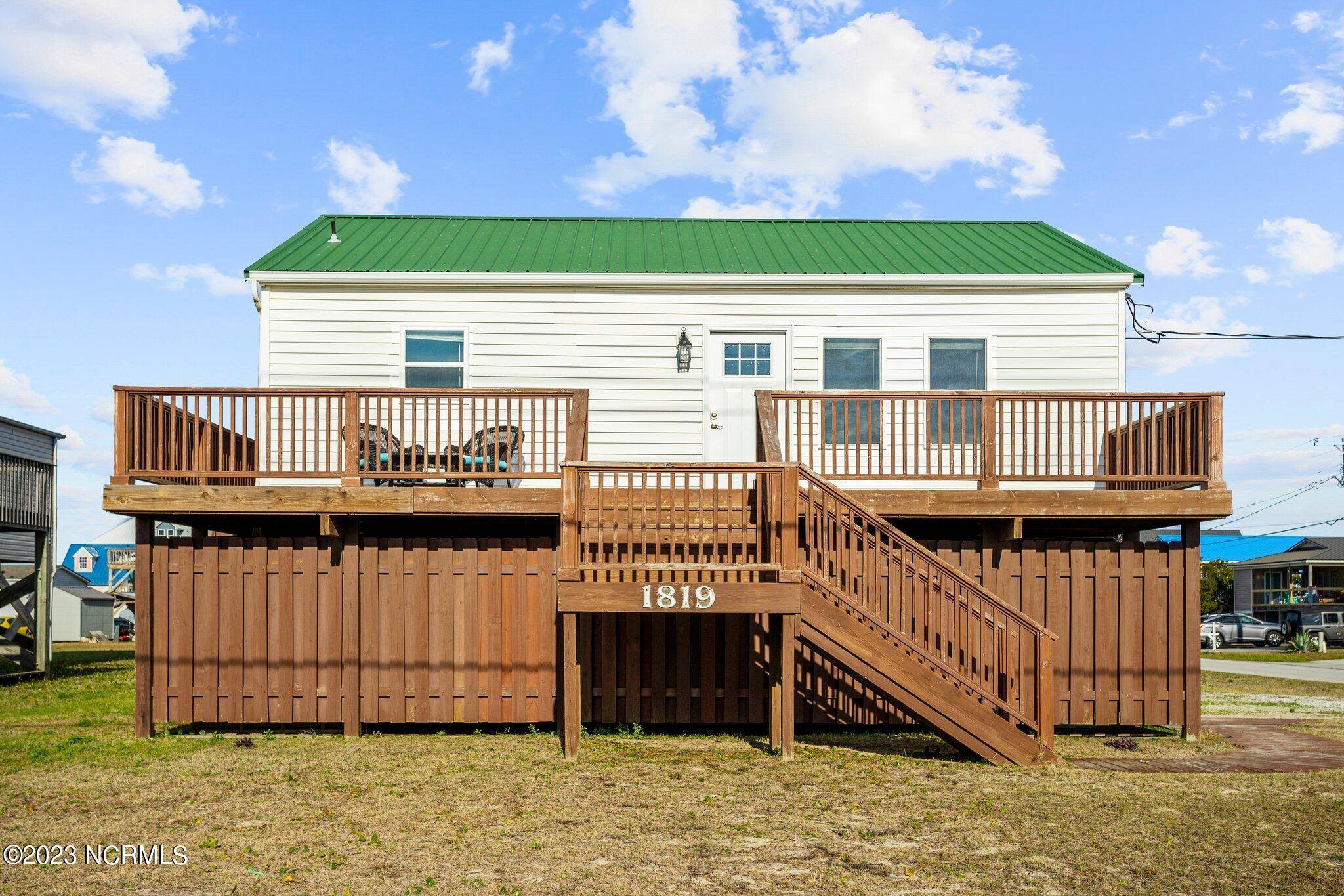 Surf City, NC 28445,1819 N New River Drive