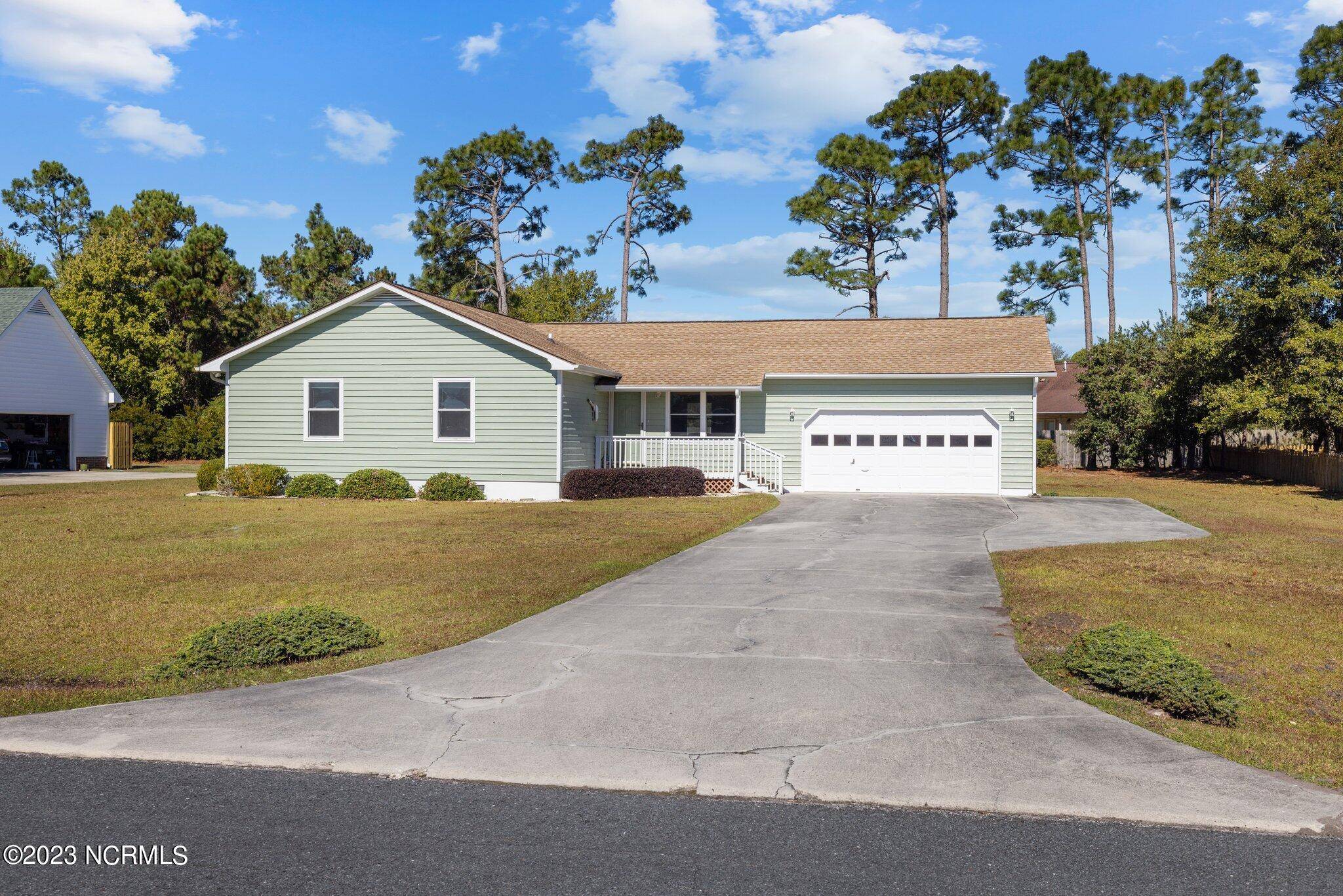 Newport, NC 28570,192 Guthrie DR