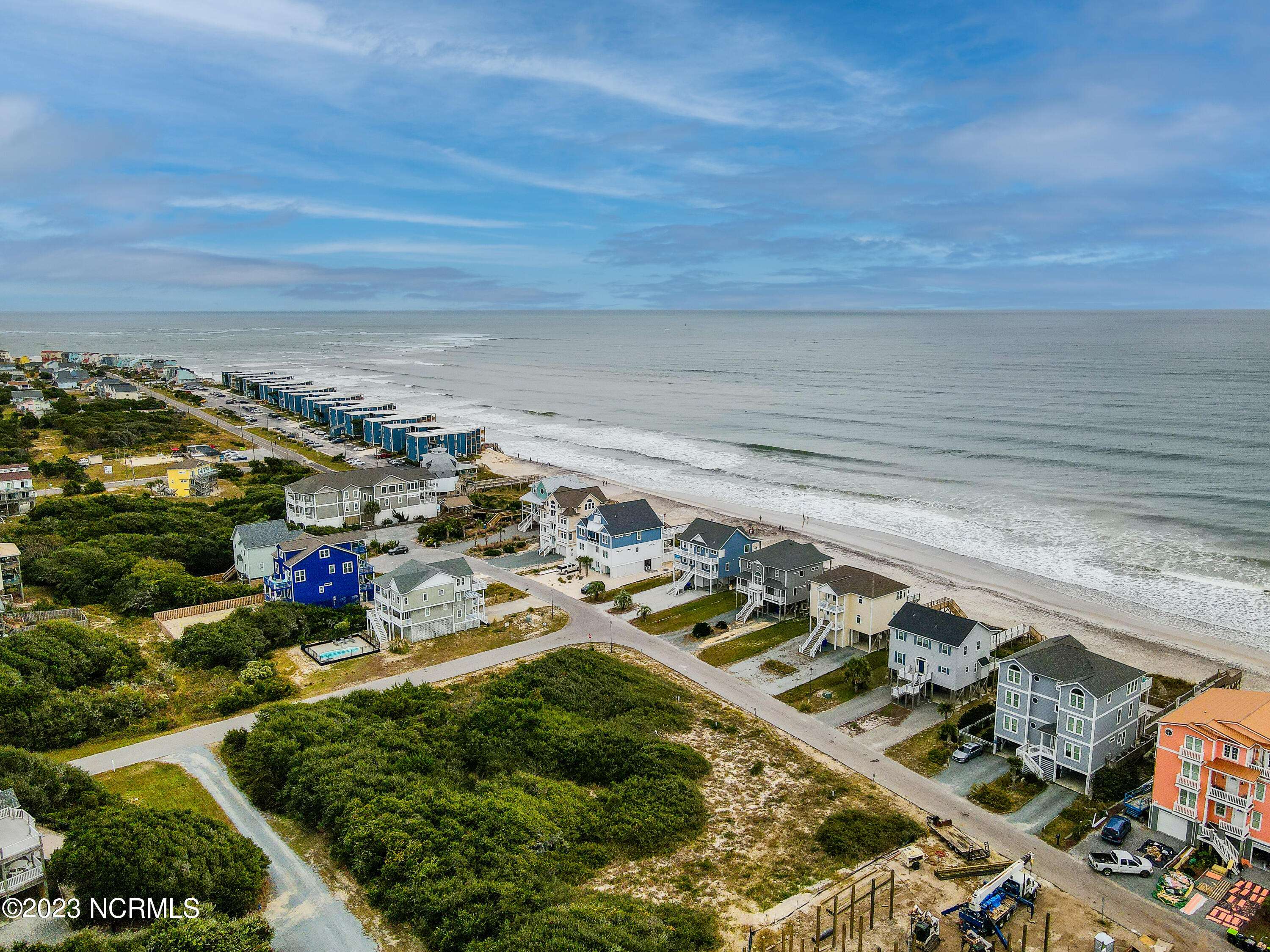 North Topsail Beach, NC 28460,25 Porpoise Place