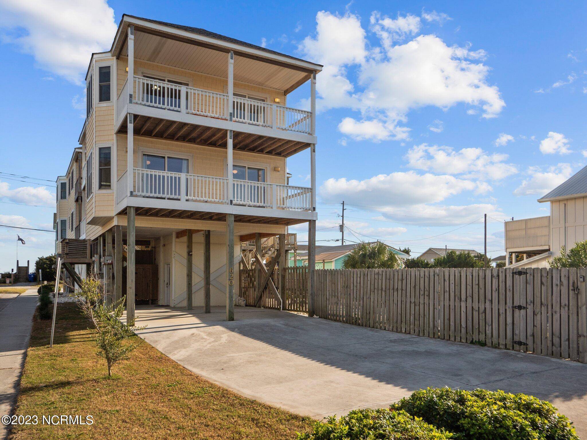 Surf City, NC 28445,620 N Topsail Drive #C