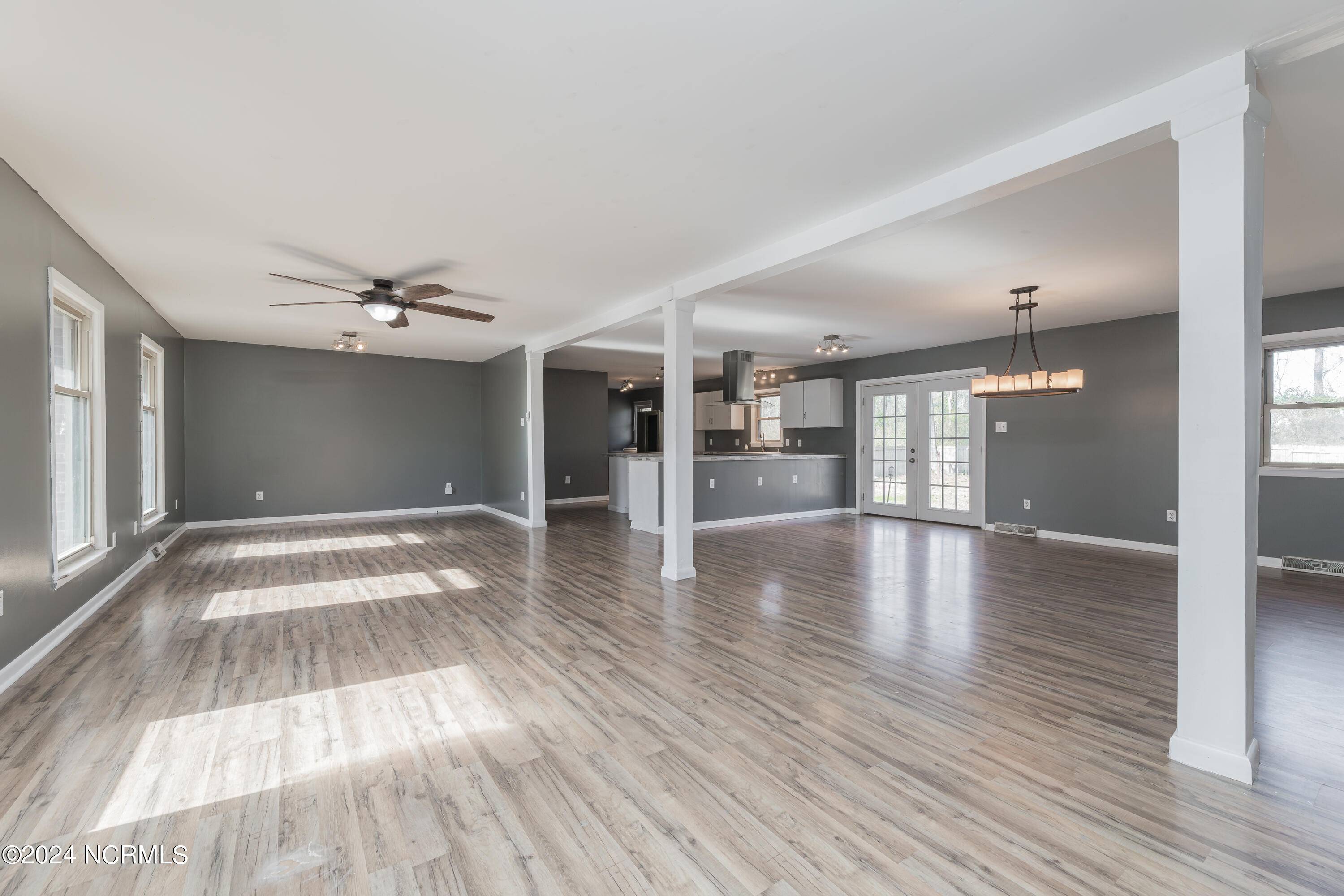 Jacksonville, NC 28540,75 Vandergrift DR