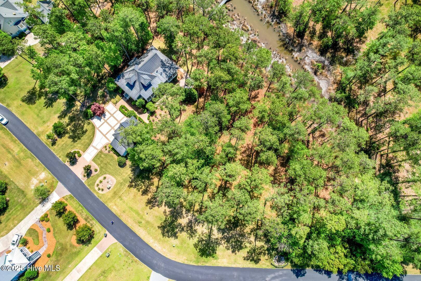 Oriental, NC 28571,72 Oyster Point RD