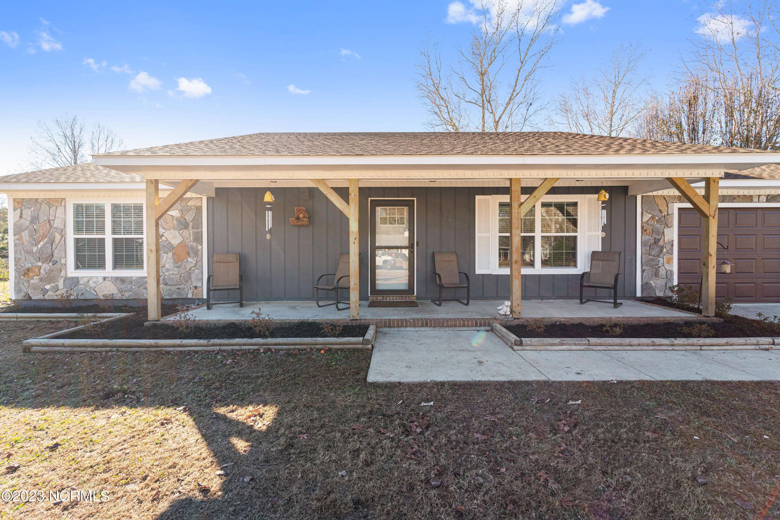 Jacksonville, NC 28546,520 Fox Run RD