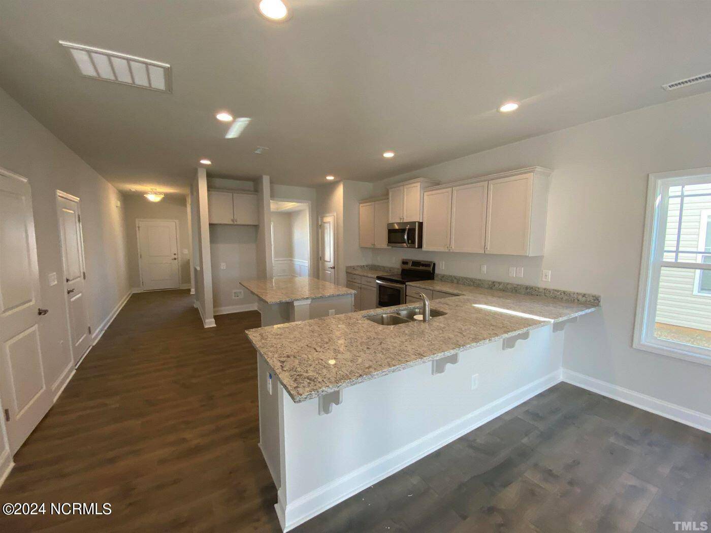 Richlands, NC 28574,605 Central Park WAY