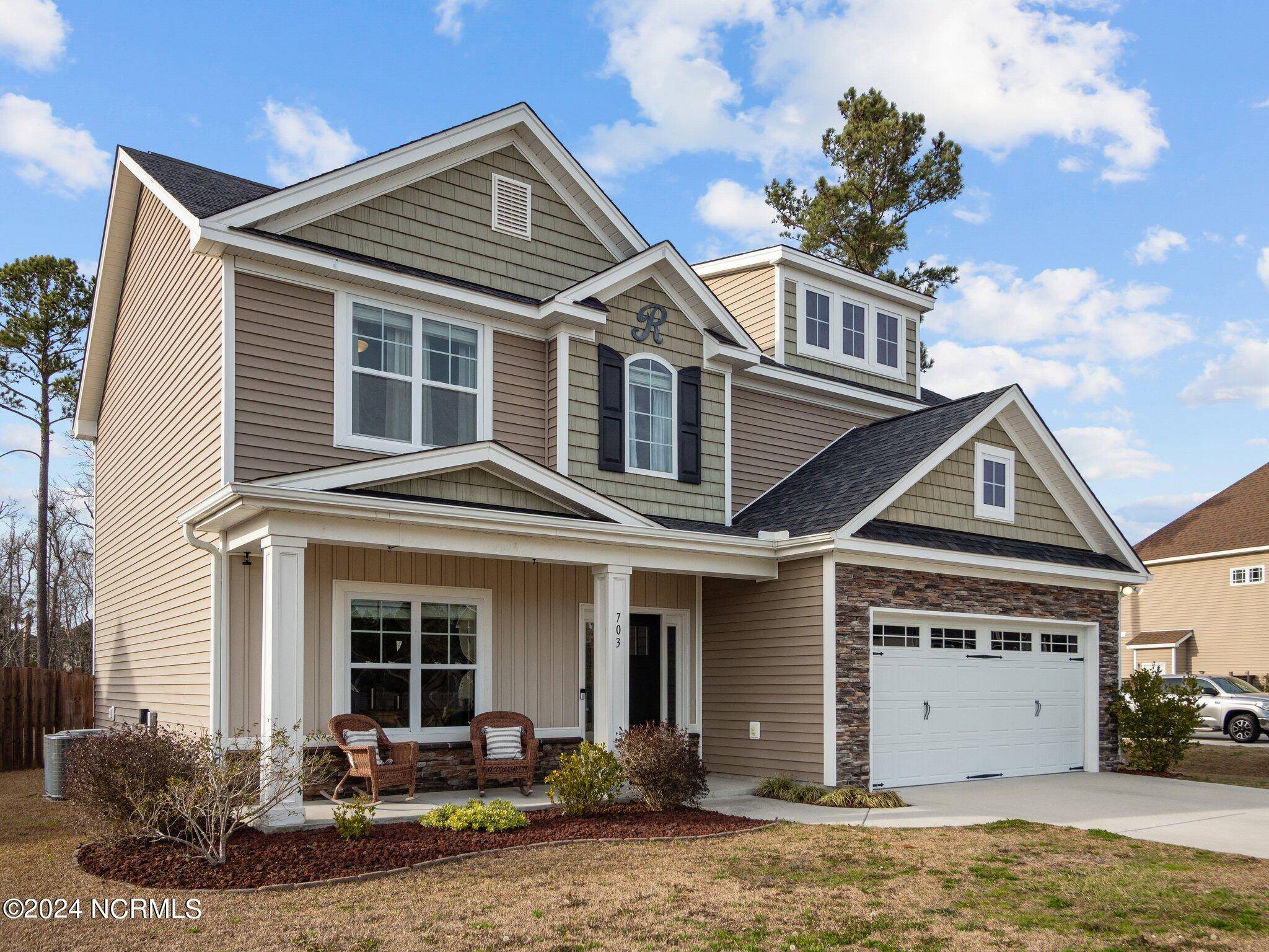 Hubert, NC 28539,703 Southernwood PL