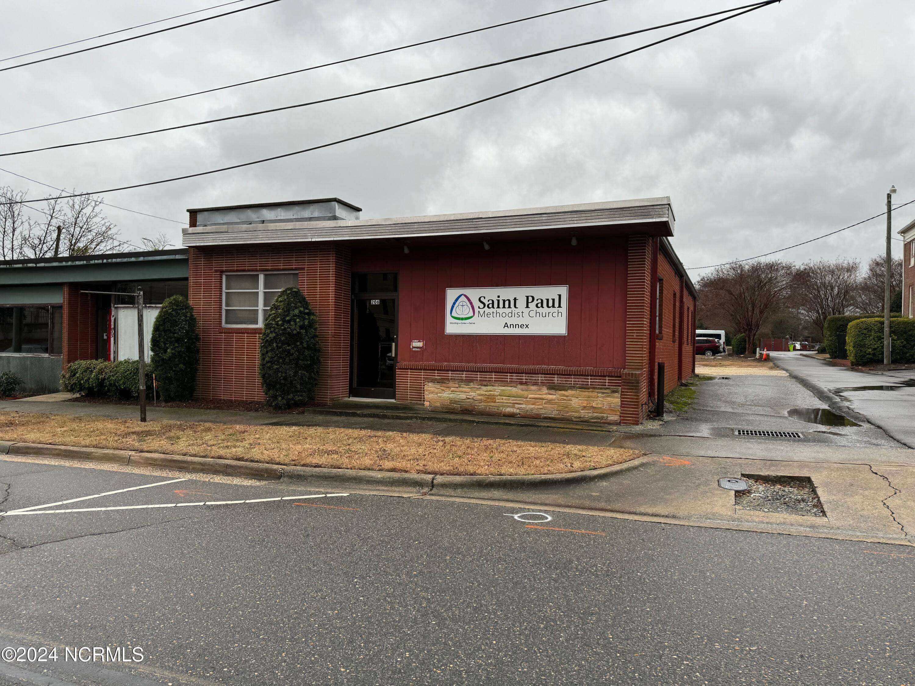 Goldsboro, NC 27530,206 E Chestnut ST