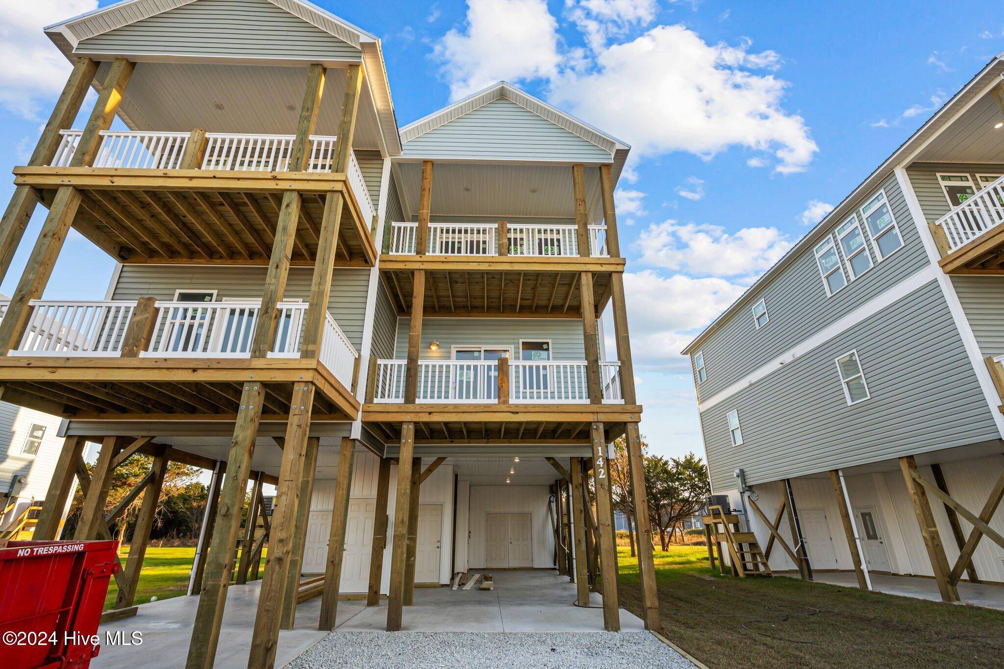 North Topsail Beach, NC 28460,142 Sea Gull LN