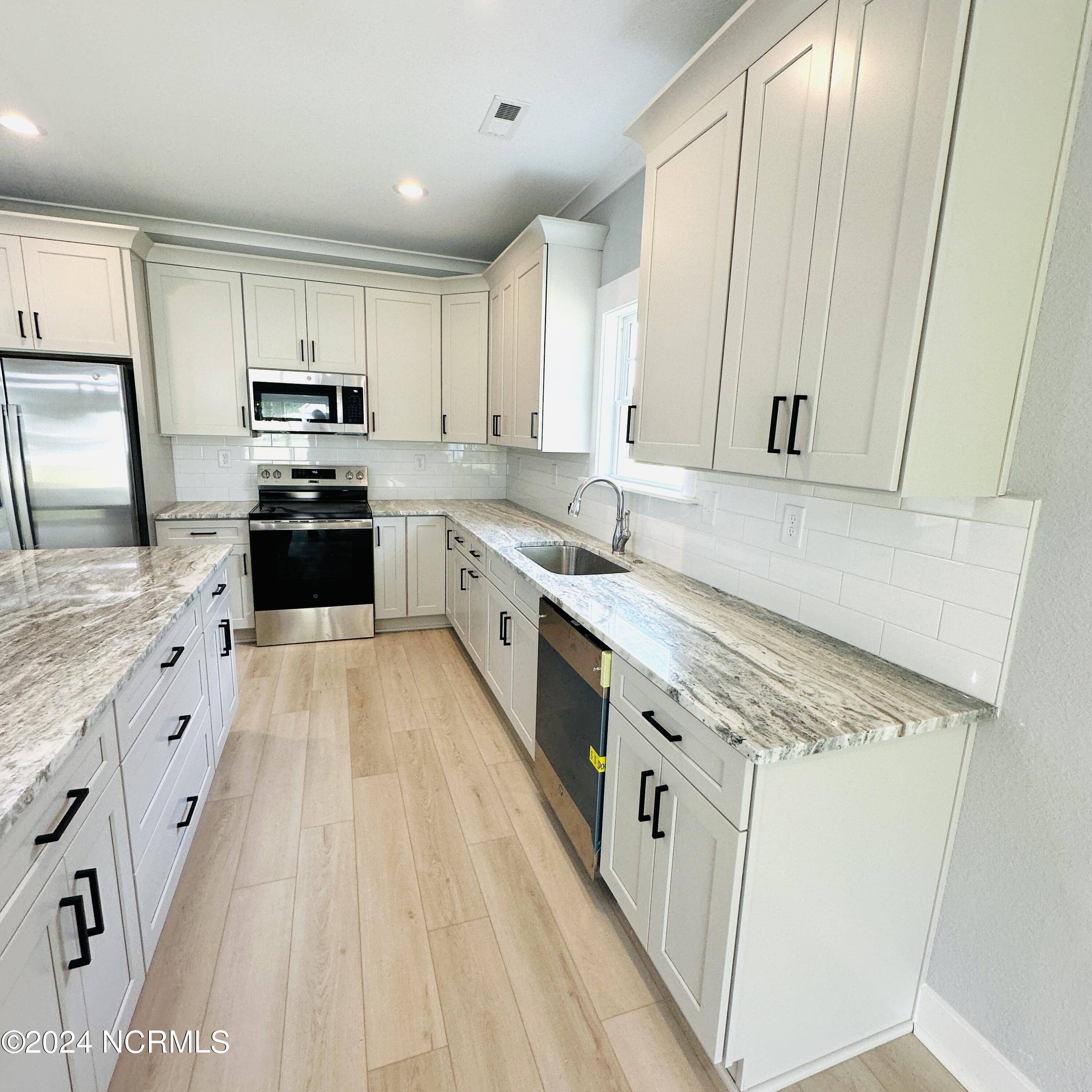 Edenton, NC 27932,111 Bridgetowne AVE