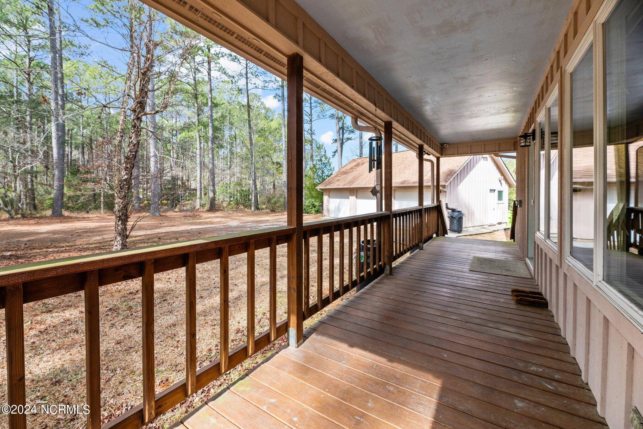 Oriental, NC 28571,163 Spicers Creek DR