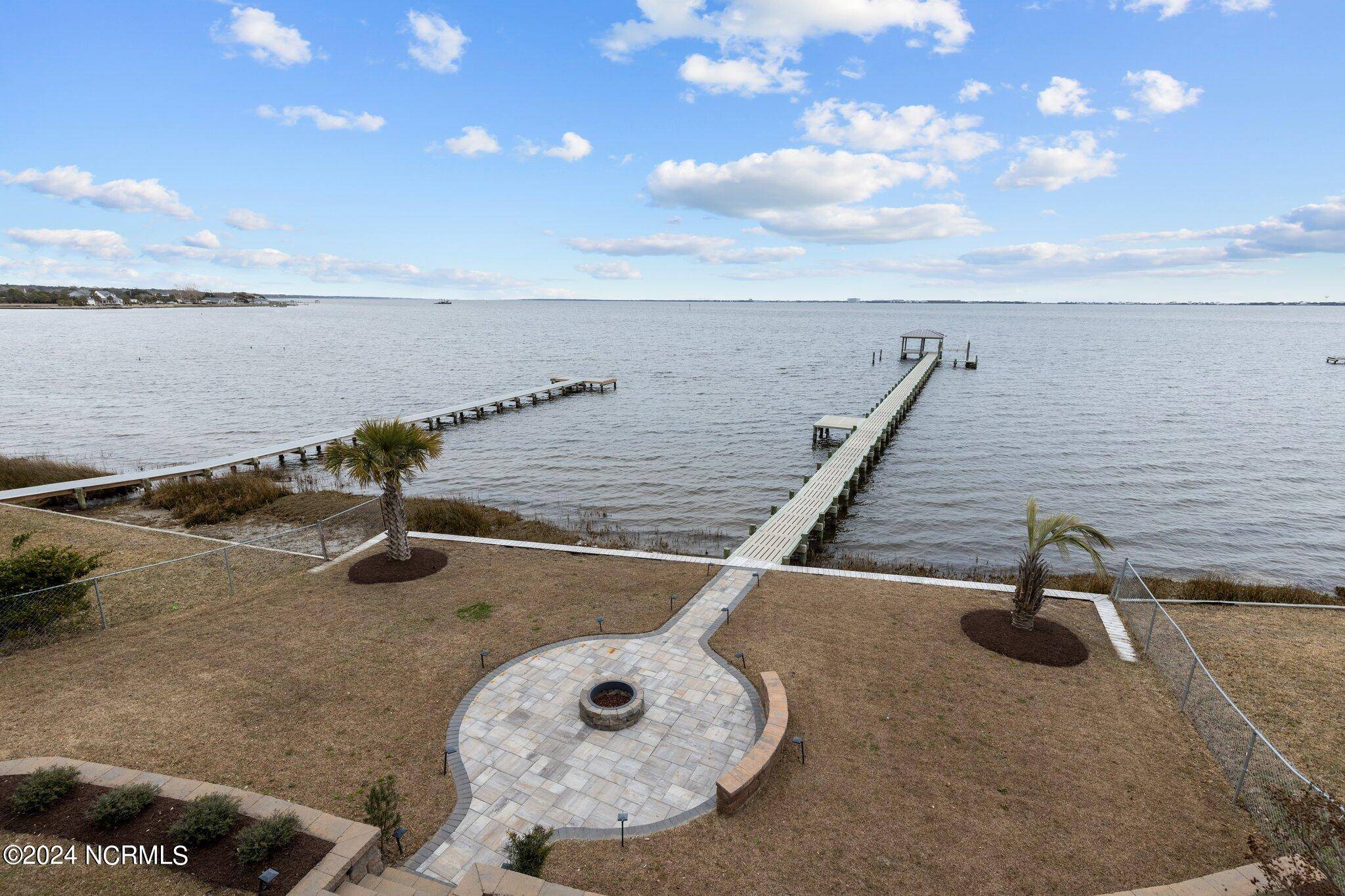 Newport, NC 28570,110 Pearson Cir Ext