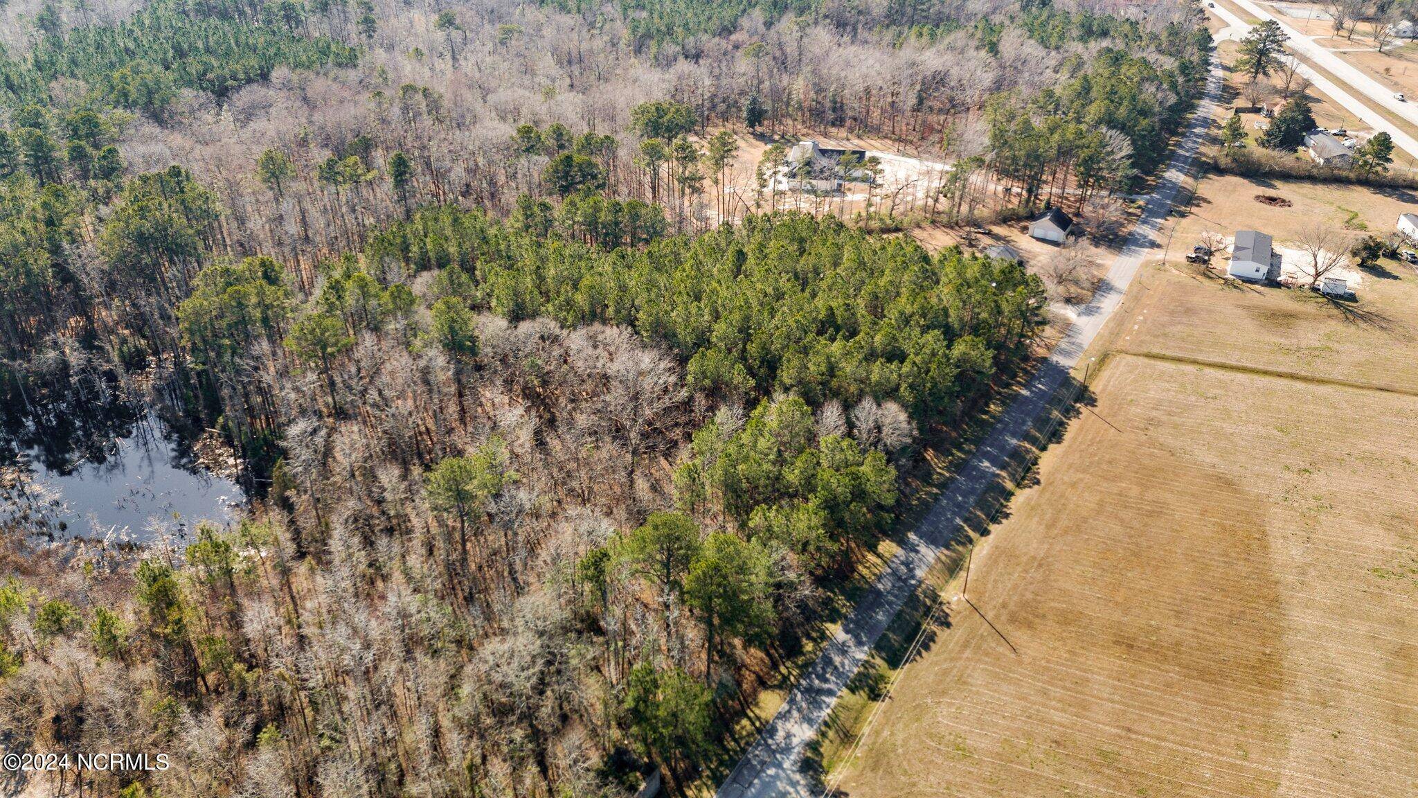 New Bern, NC 28562,691 Old Pollocksville RD