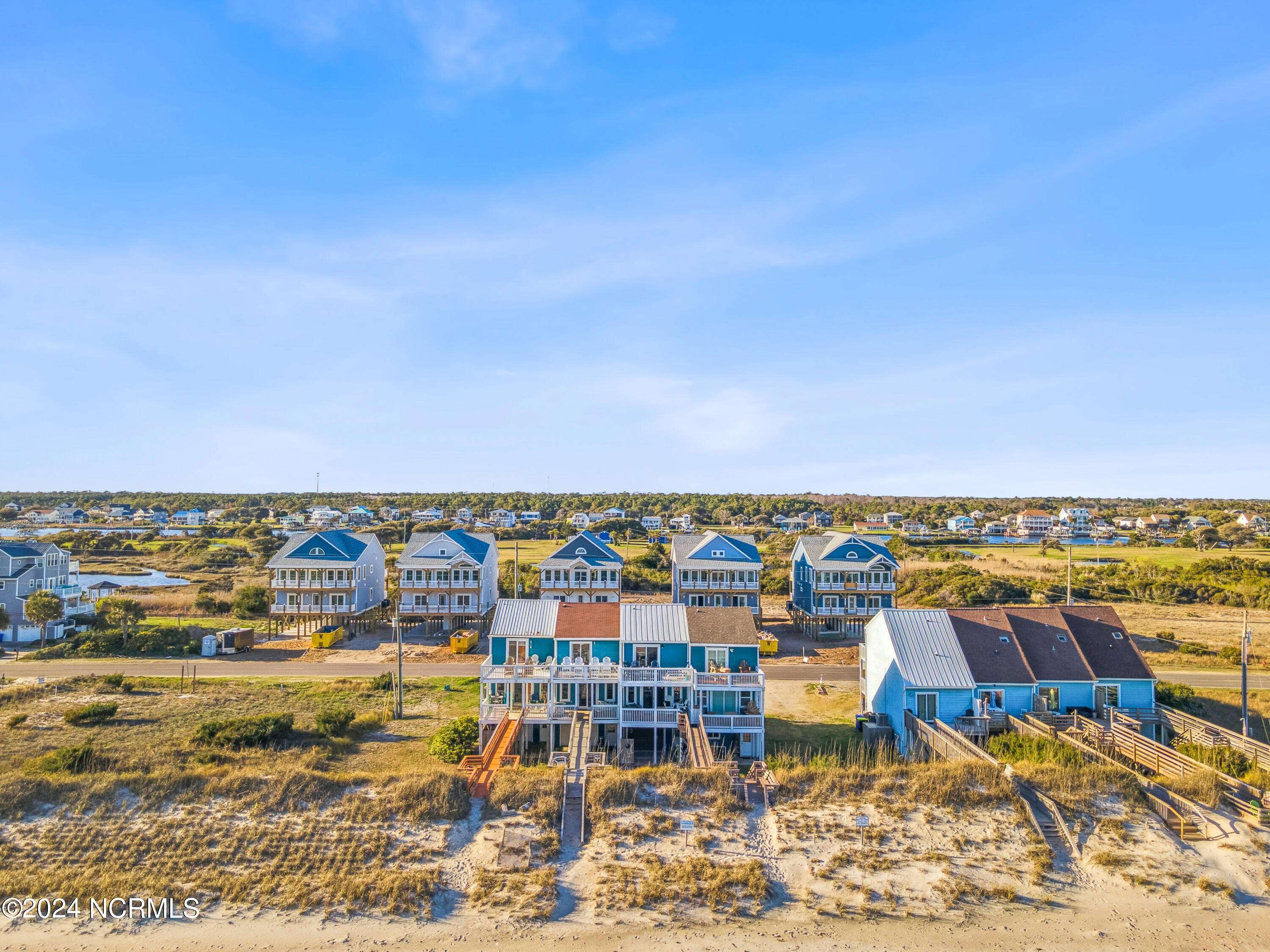 North Topsail Beach, NC 28460,1434 New River Inlet RD