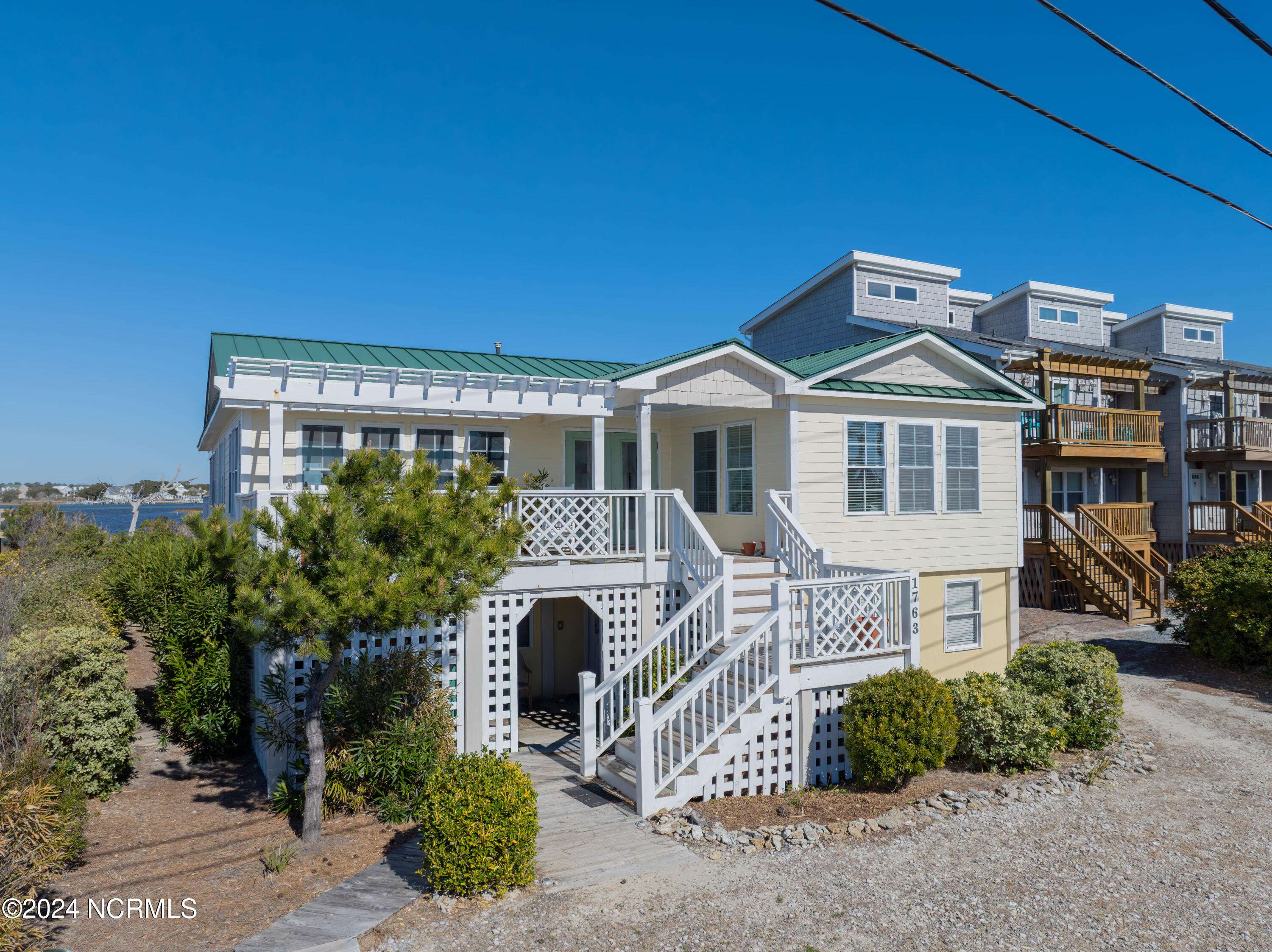 North Topsail Beach, NC 28460,1763 New River Inlet RD