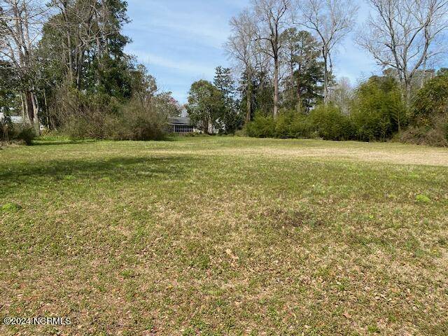 Lake Waccamaw, NC 28450,4 Live Oak CIR