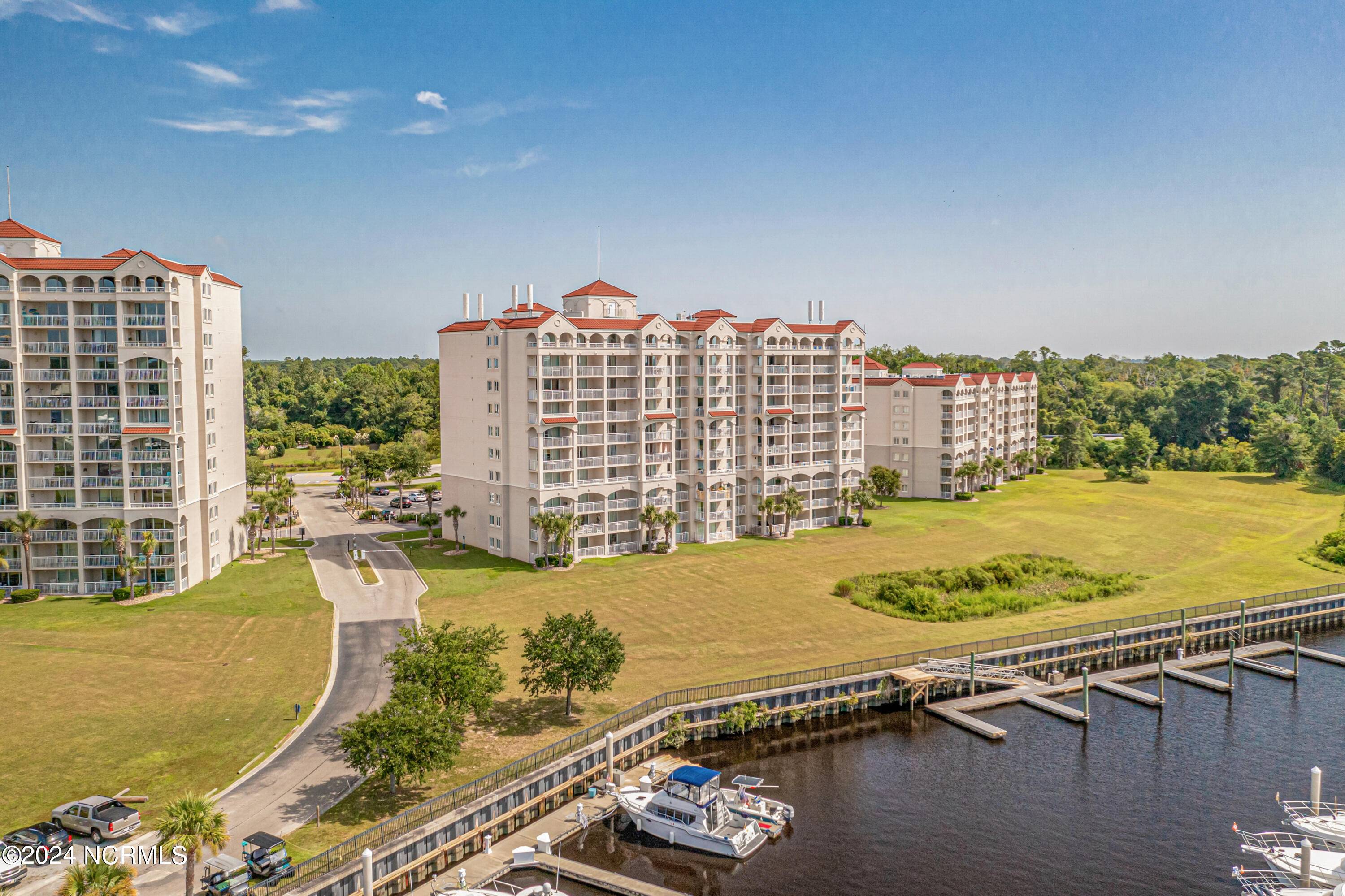 North Myrtle Beach, SC 29582,2151 Bridge View CT #2-401