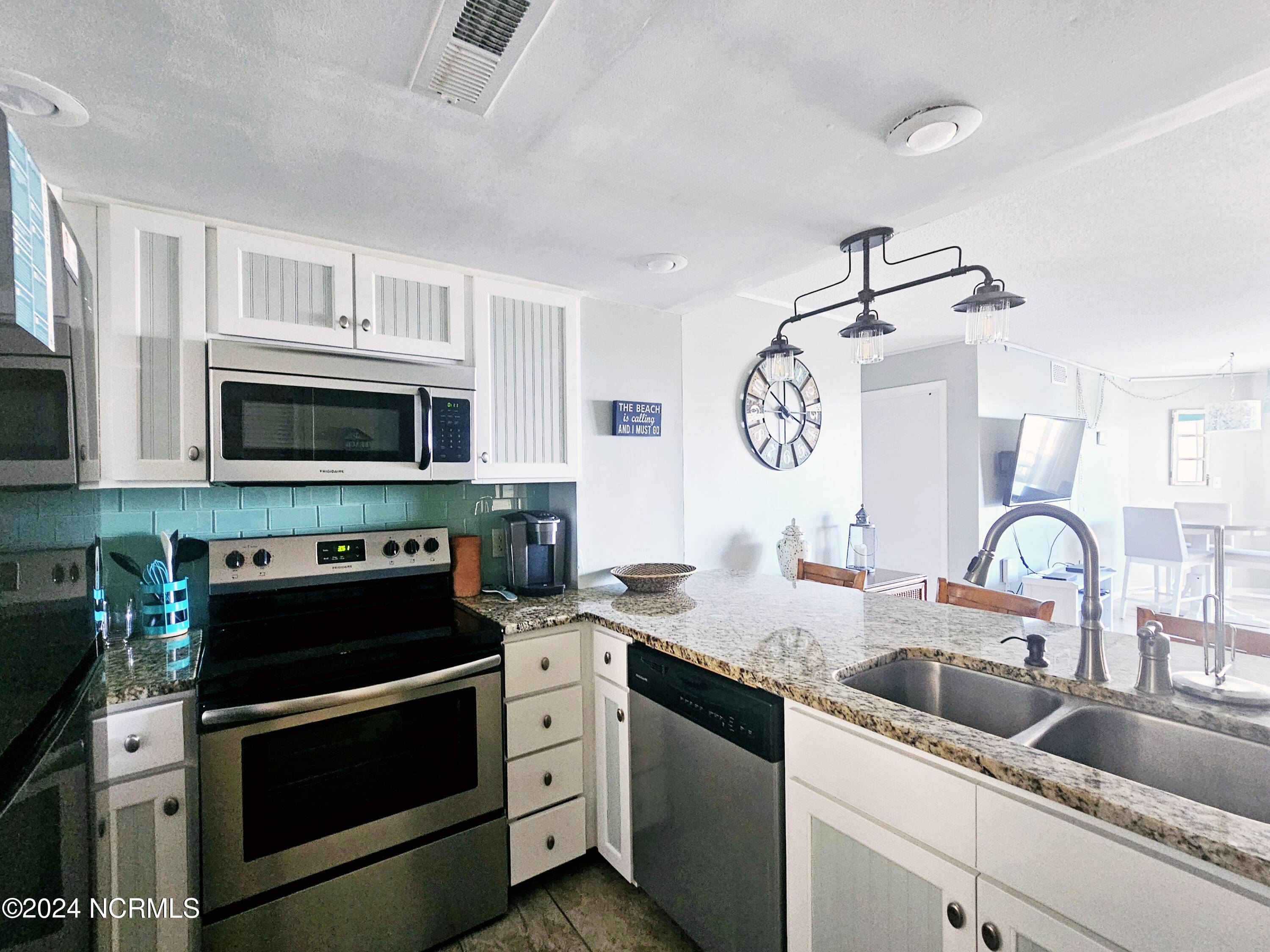 North Topsail Beach, NC 28460,2000 New River Inlet RD #Unit 2212