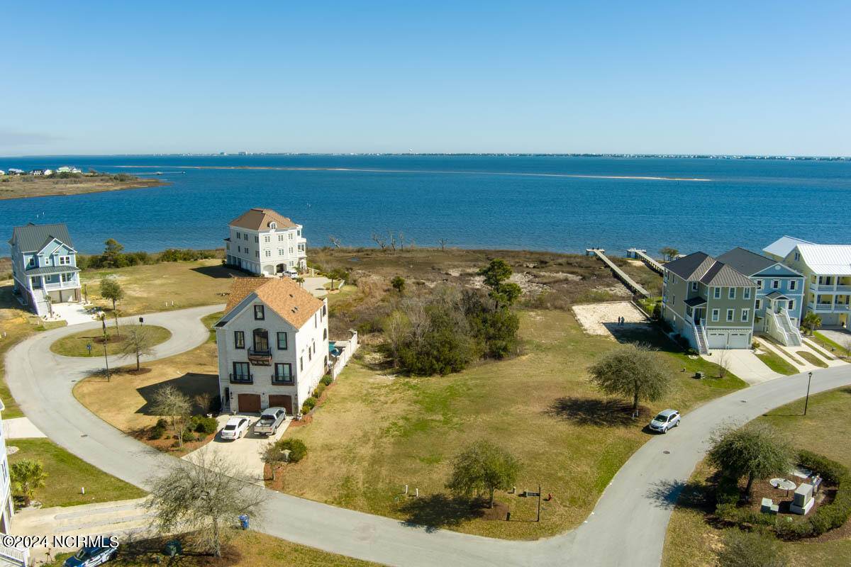 Newport, NC 28570,104 Greenhill PL