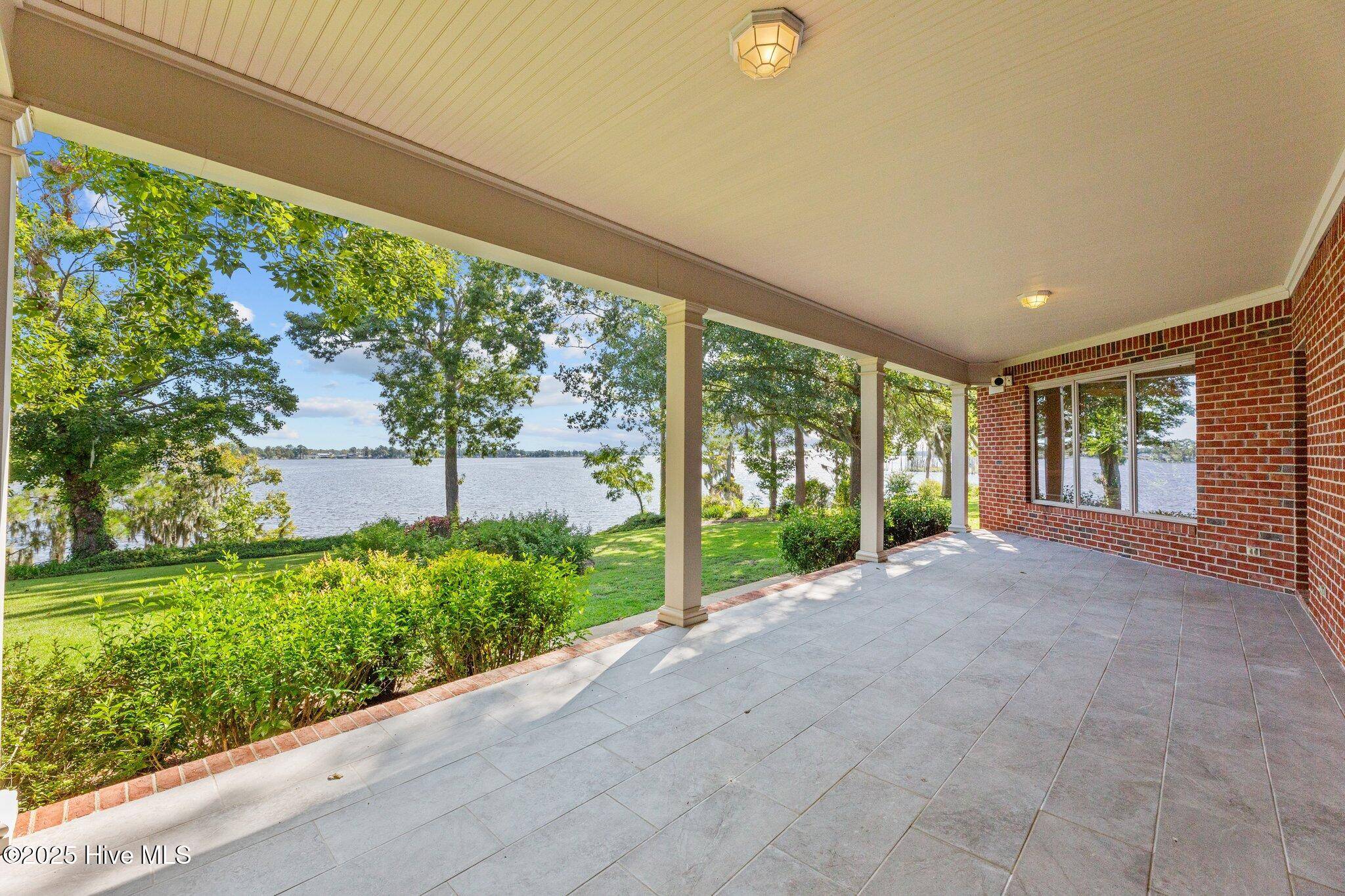 Chocowinity, NC 27817,207 Pamlico LN