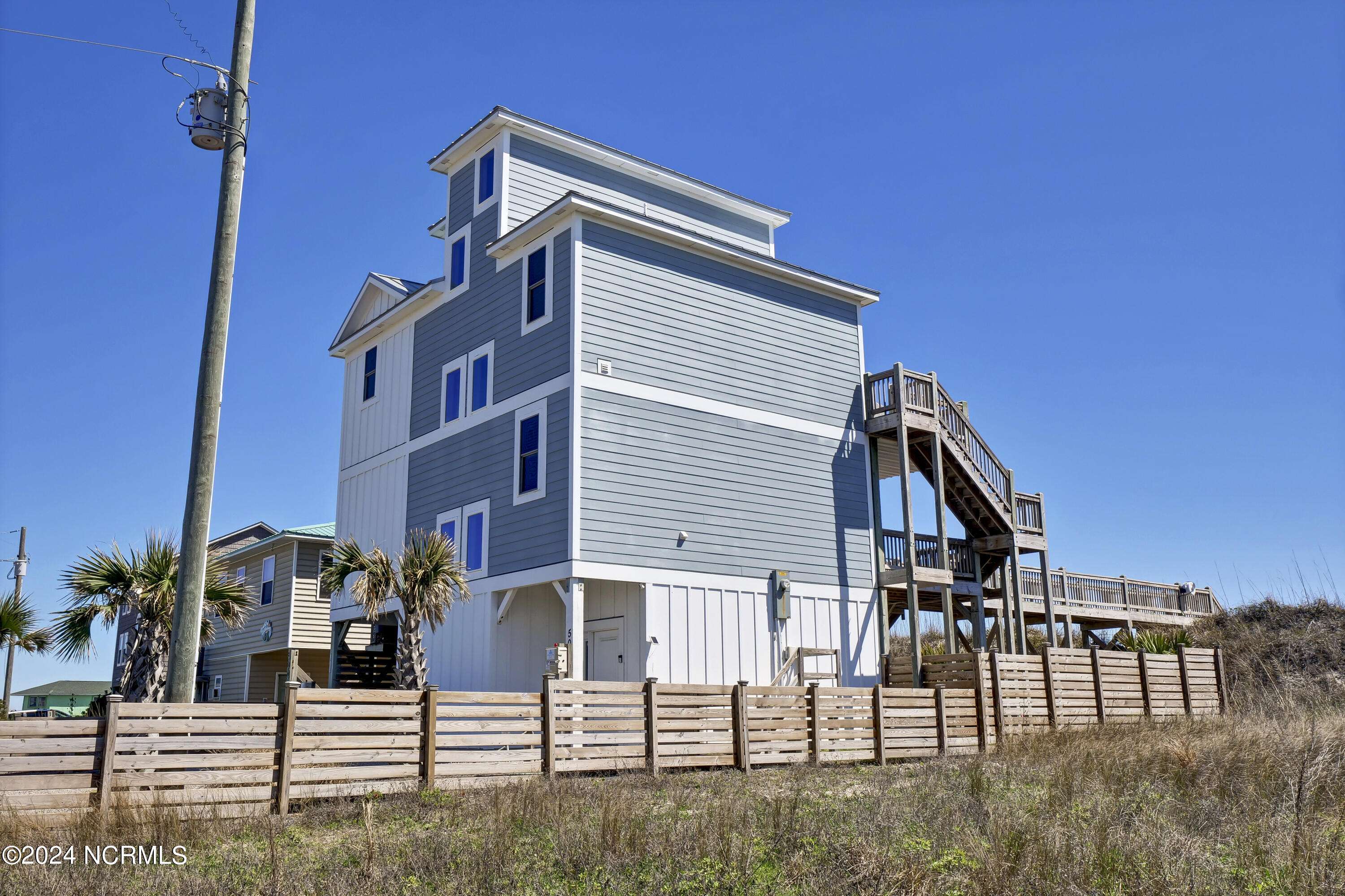 North Topsail Beach, NC 28460,504 Ocean DR