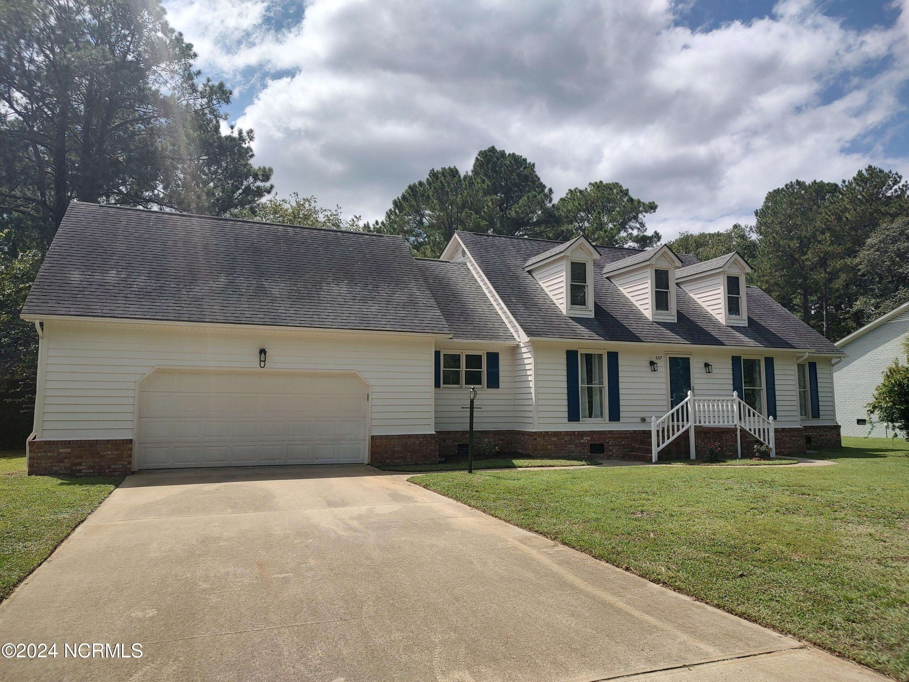 New Bern, NC 28562,607 Plantation DR