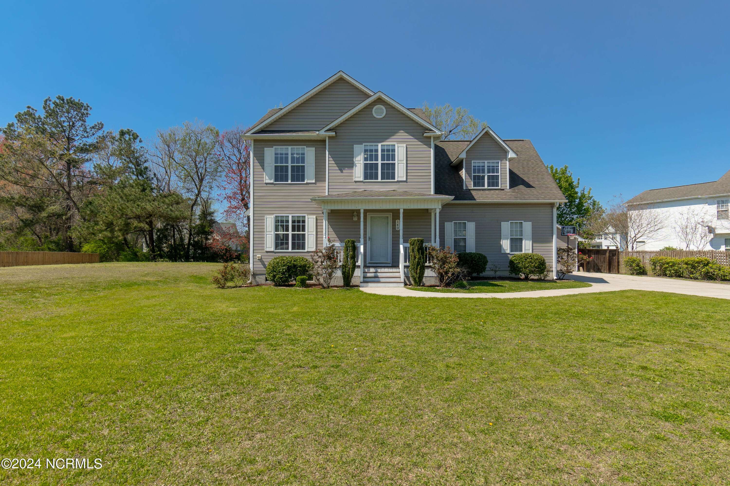 Jacksonville, NC 28540,140 Spring Leaf LN