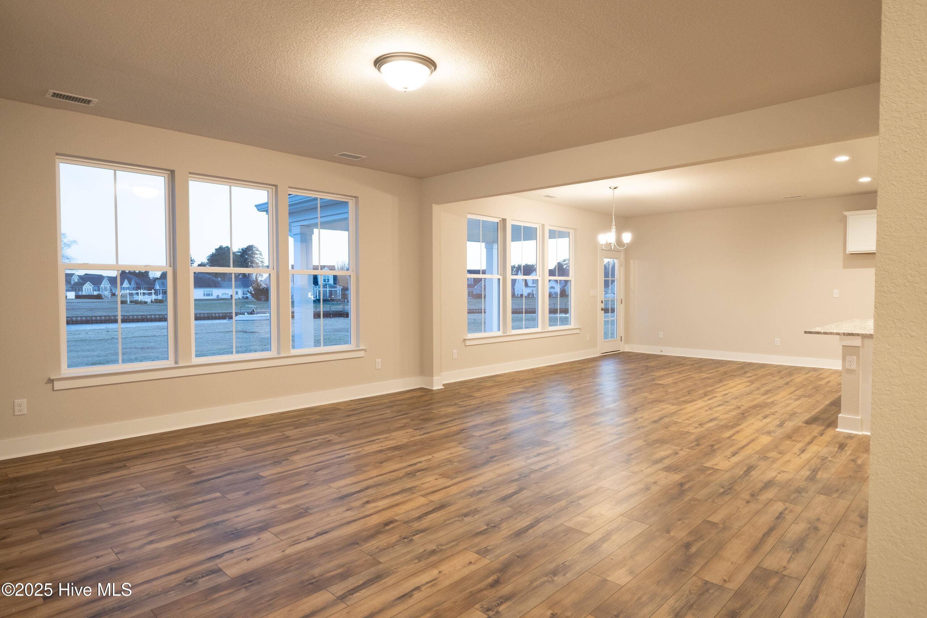 Elizabeth City, NC 27909,215 Grandview DR