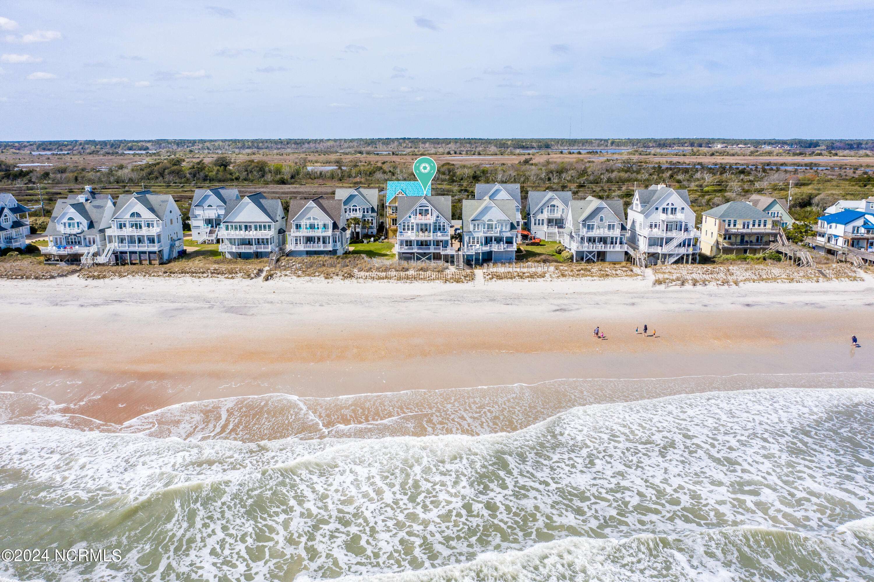 North Topsail Beach, NC 28460,4356 Island DR