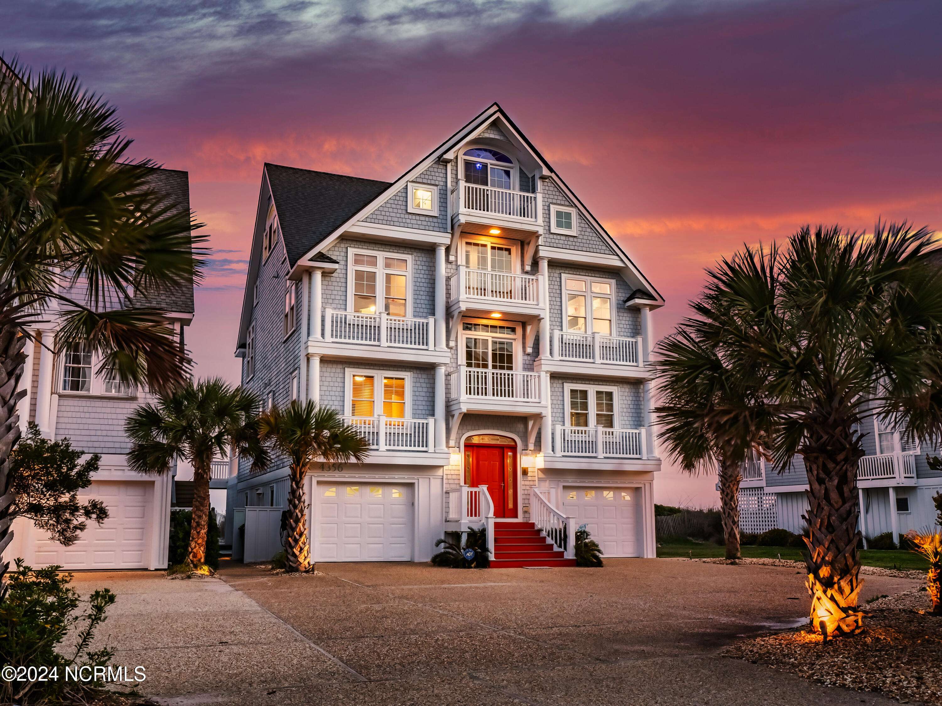 North Topsail Beach, NC 28460,4356 Island DR